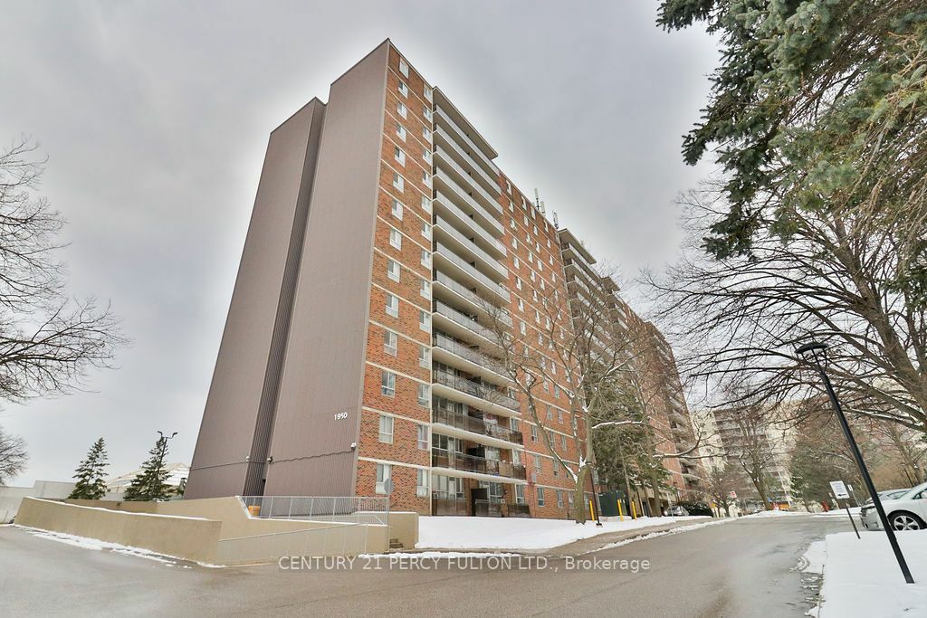 1950 Kennedy Rd 1401  Toronto ON M1P 4S9 photo