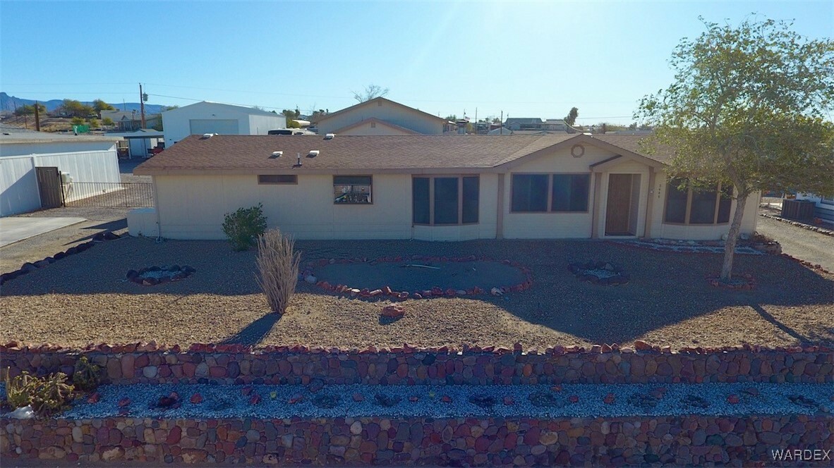 Property Photo: 2445 E Hound Drive AZ 86426