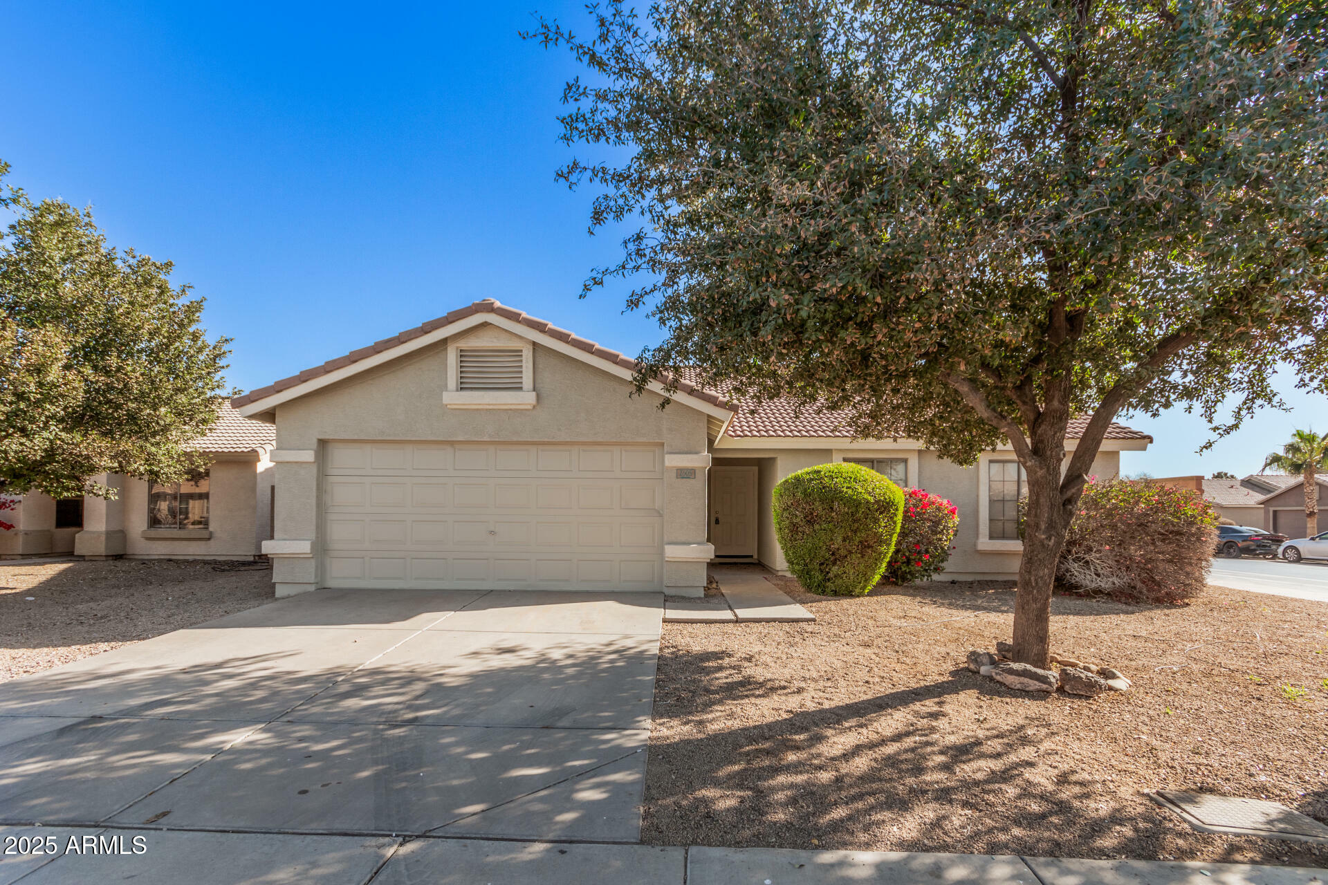 2605 S 80th Avenue  Phoenix AZ 85043 photo