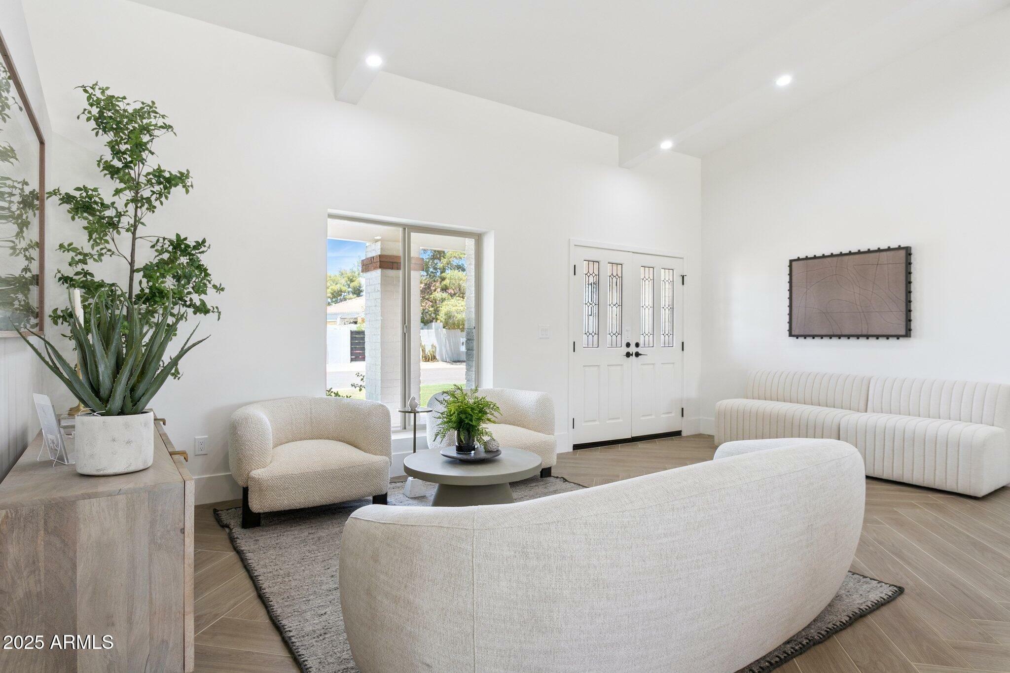 Property Photo: 9031 N 83rd Way AZ 85258
