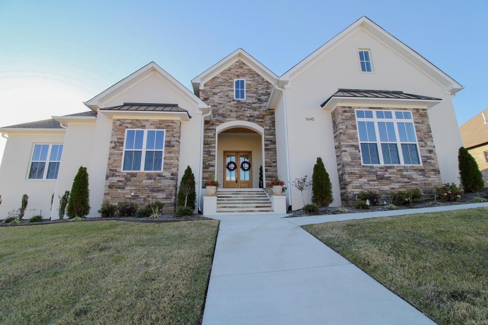 Property Photo:  1645 Dolphin Drive  AR 72034 