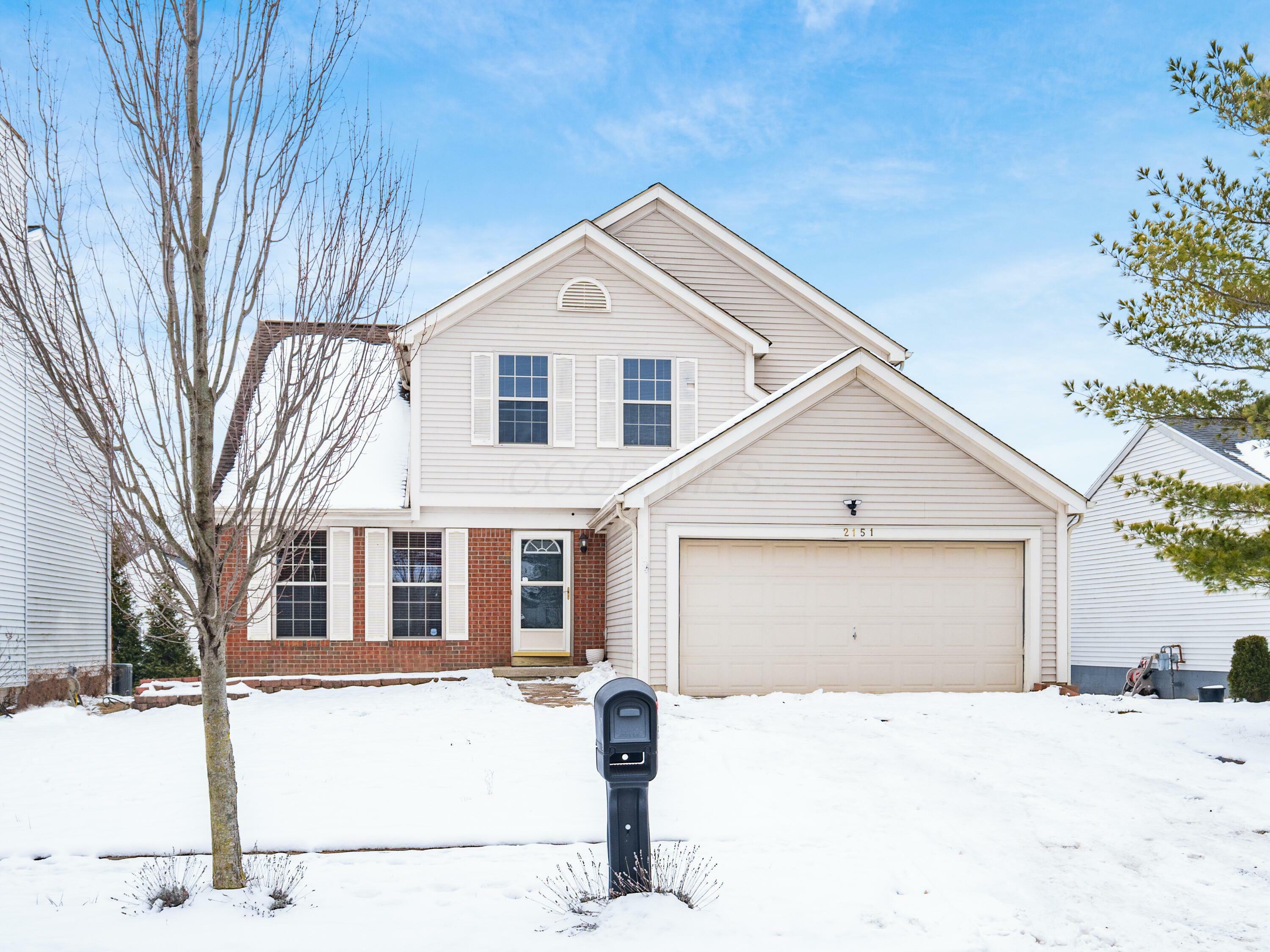 Property Photo:  2151 Kingsglen Drive  OH 43123 