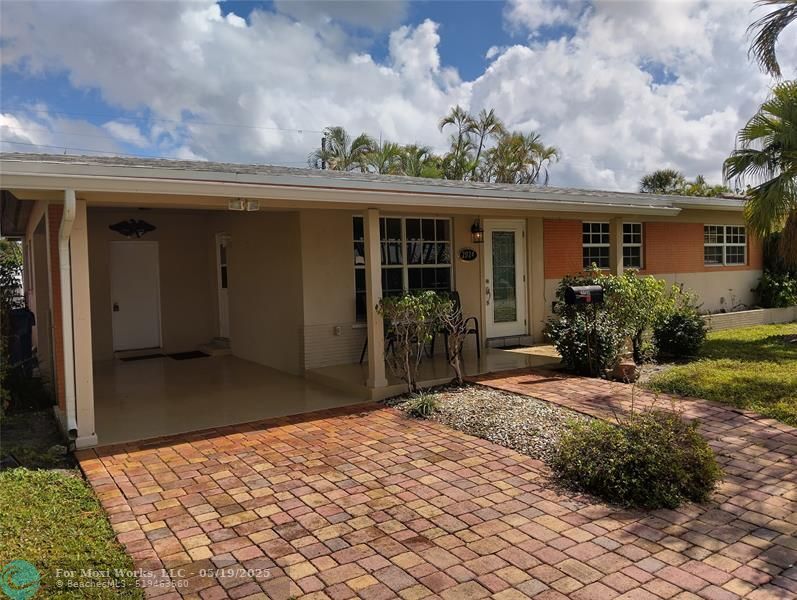Property Photo:  2924 NW 9th Ter  FL 33311