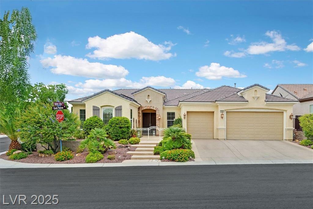 2358 Ozark Plateau Drive  Henderson NV 89044 photo