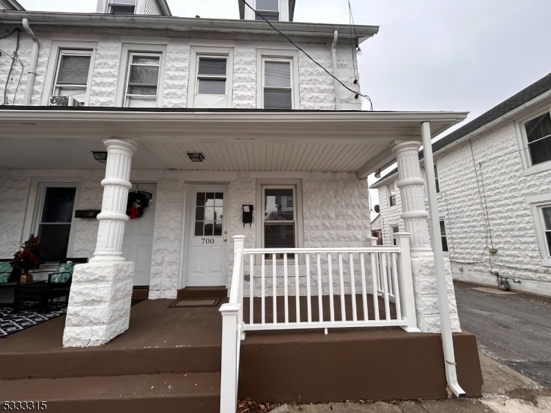 Property Photo:  700 Columbus Ave  NJ 08865 