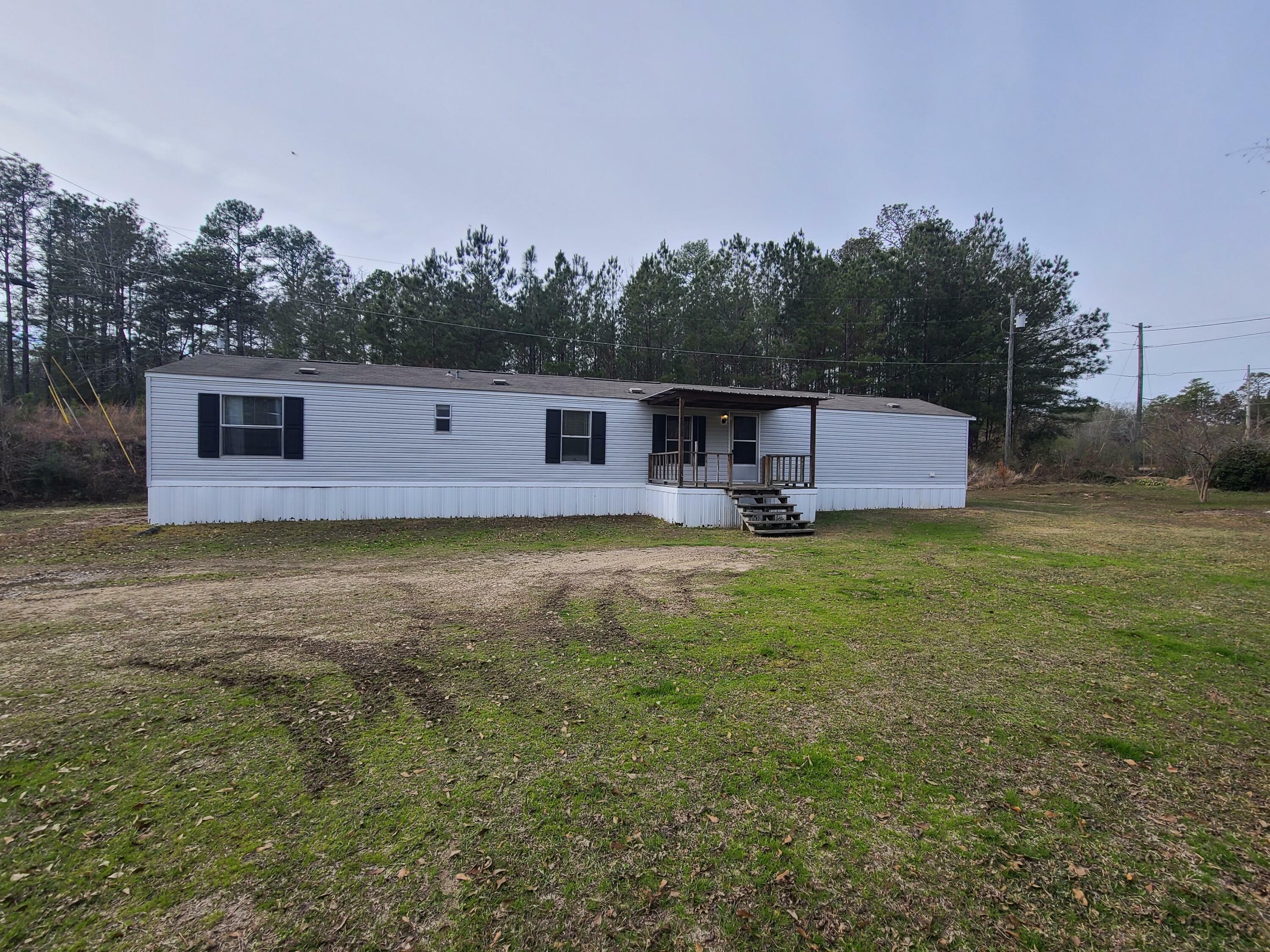 Property Photo:  238 King  MS 39402 