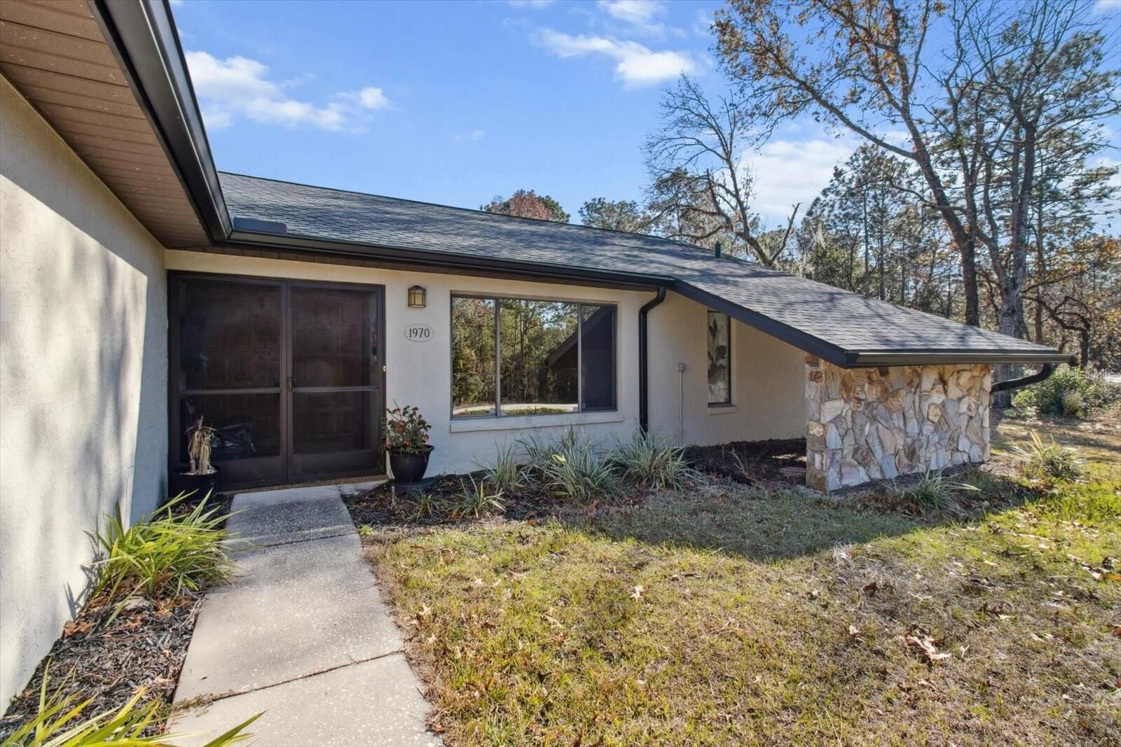 Property Photo: 1970 W Union Street FL 34442