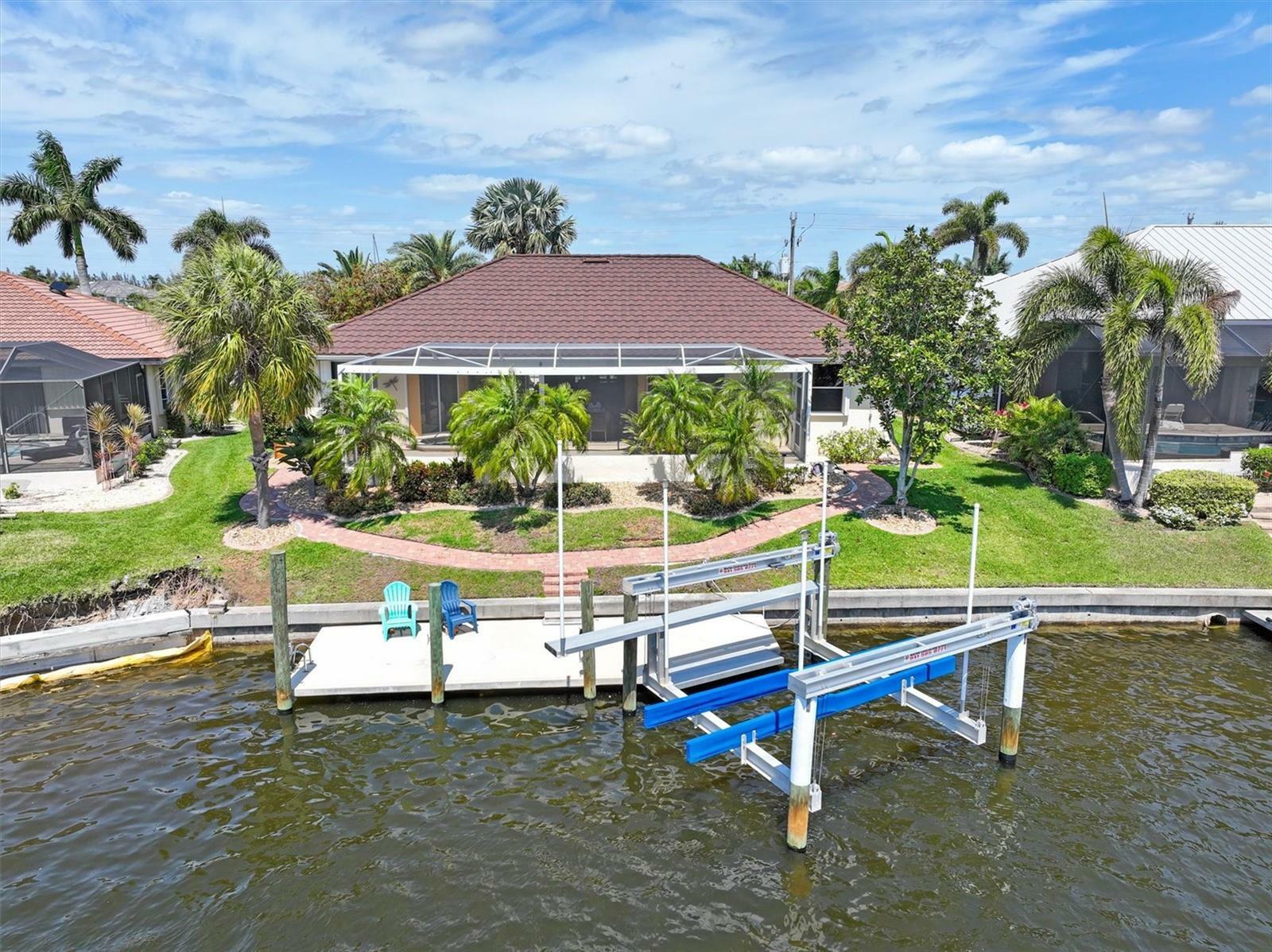 Property Photo: 3663 Whippoorwill Boulevard FL 33950
