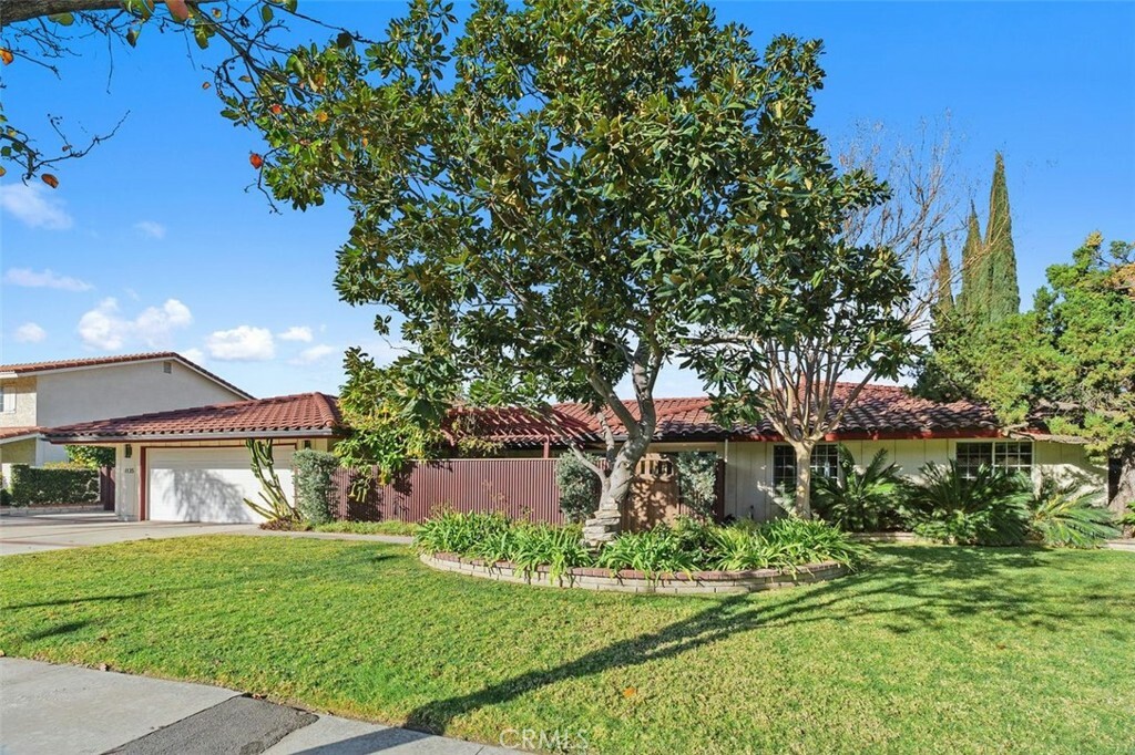 Property Photo:  1135 Country Club  CA 92506 