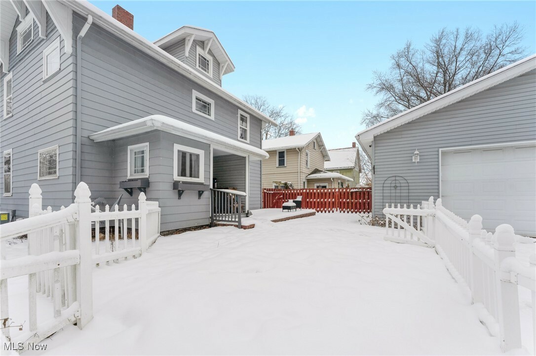 Property Photo:  492 Woodland Avenue  OH 44460 