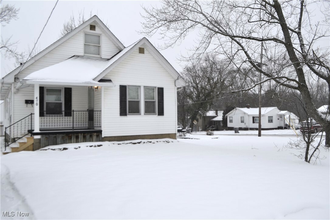 Property Photo:  470 N Bon Air Avenue  OH 44509 