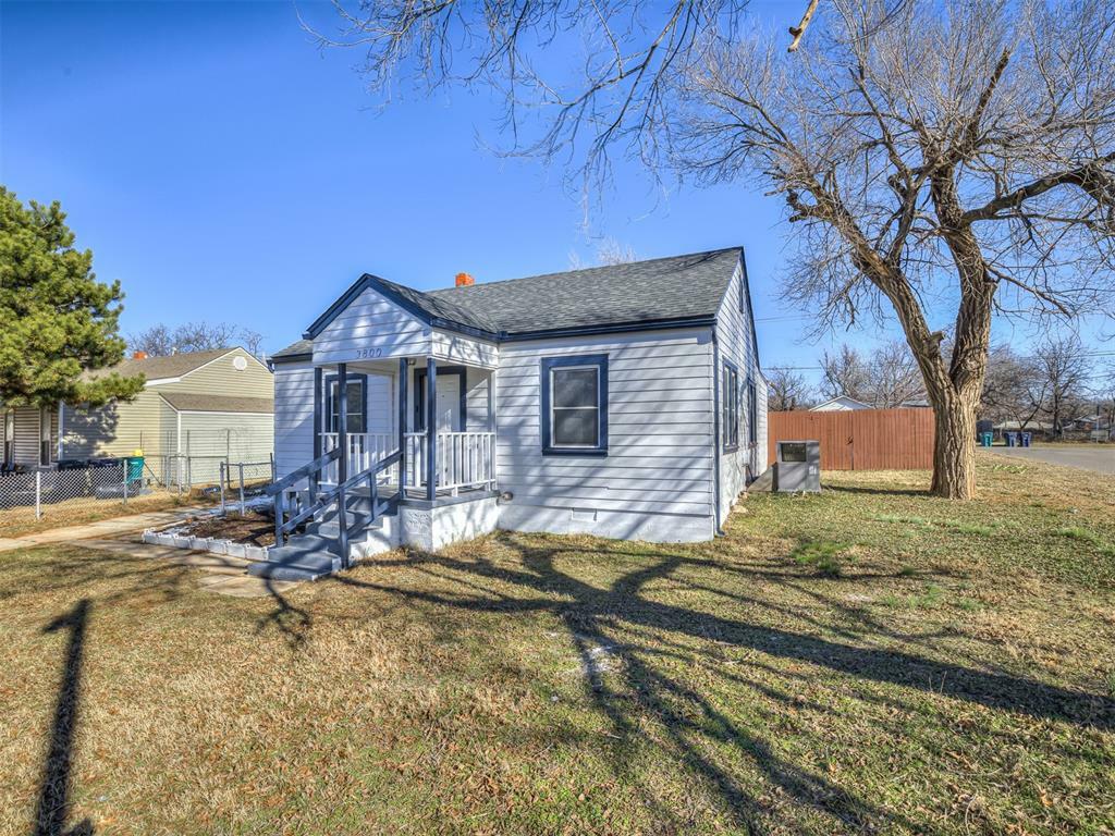 Property Photo: 3800 Key Place OK 73112