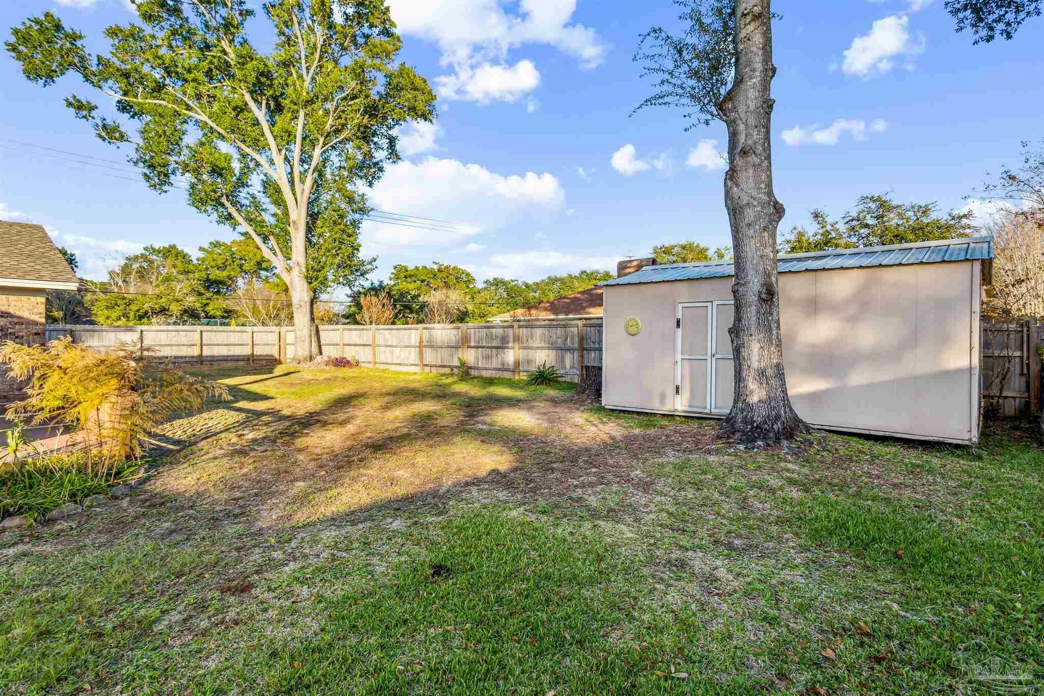 Property Photo:  1960 Foulis Dr  FL 32503 