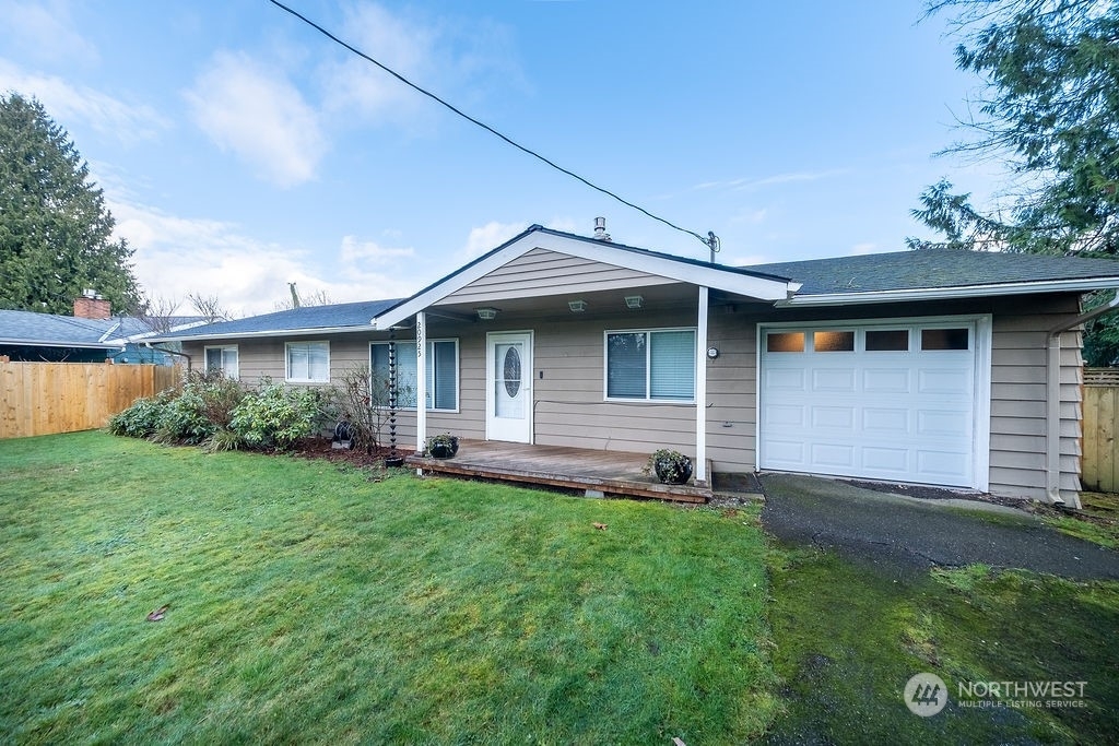 Property Photo:  20925  3rd Avenue W  WA 98036 