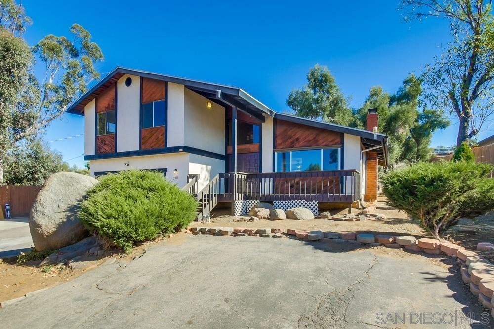 Property Photo:  2211 Tavern Road  CA 91901 