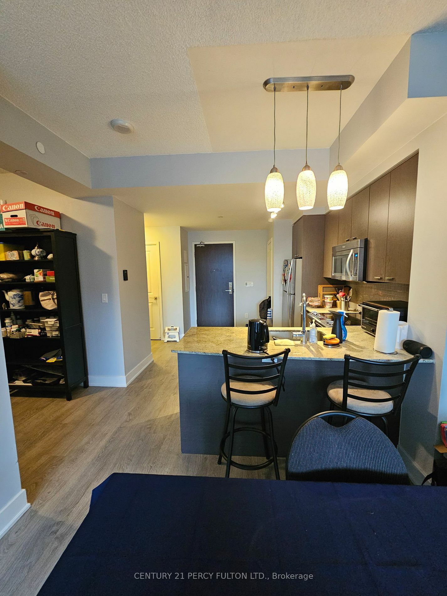 Property Photo:  88 Sheppard Ave E 213  ON M2N 0G9 