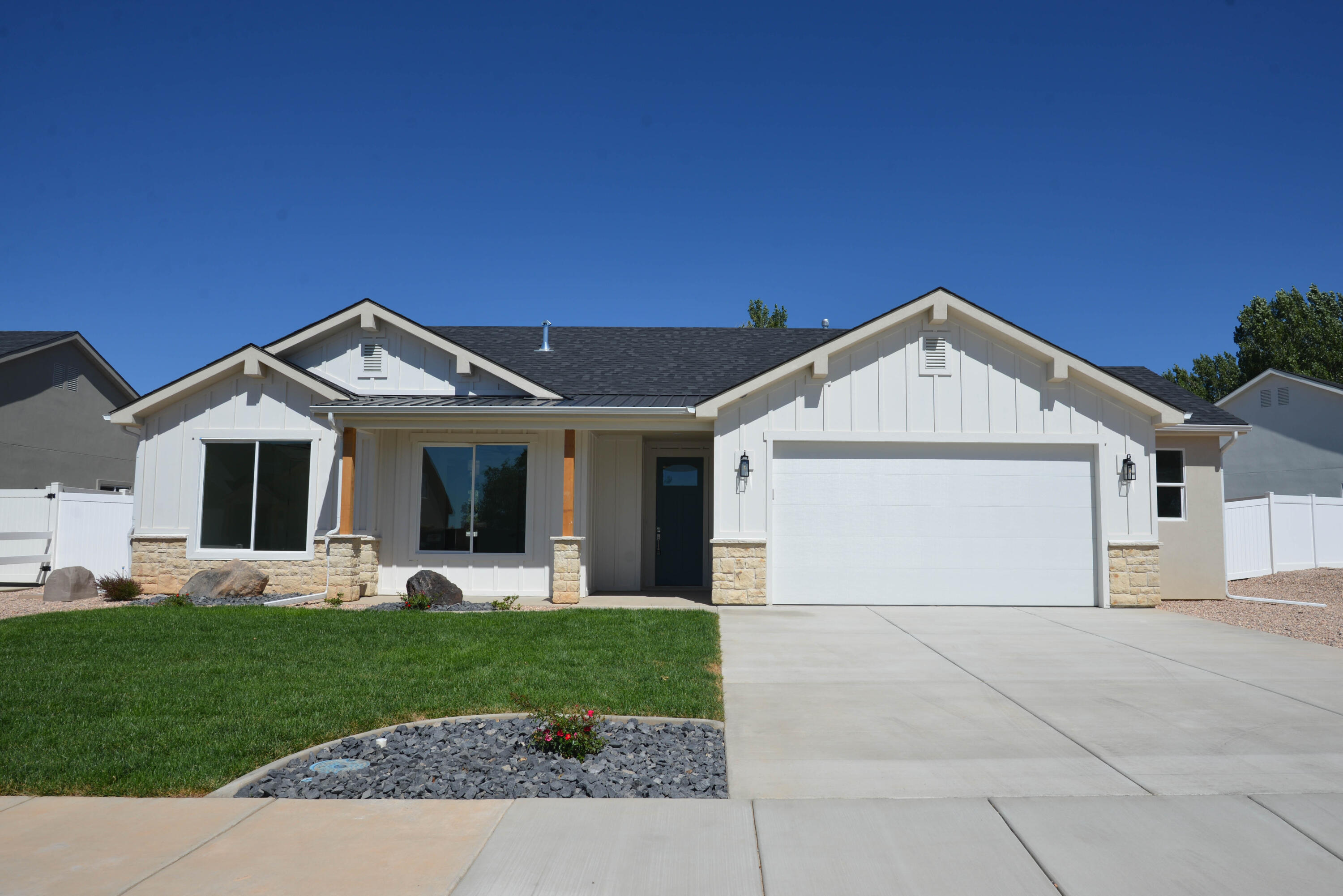 Property Photo: 4838 N 10 E UT 84721