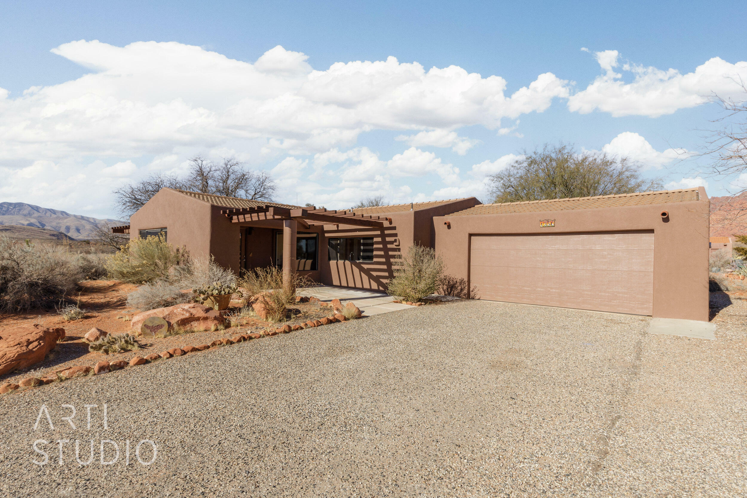 Property Photo:  1350 W Lake Dr  UT 84738 