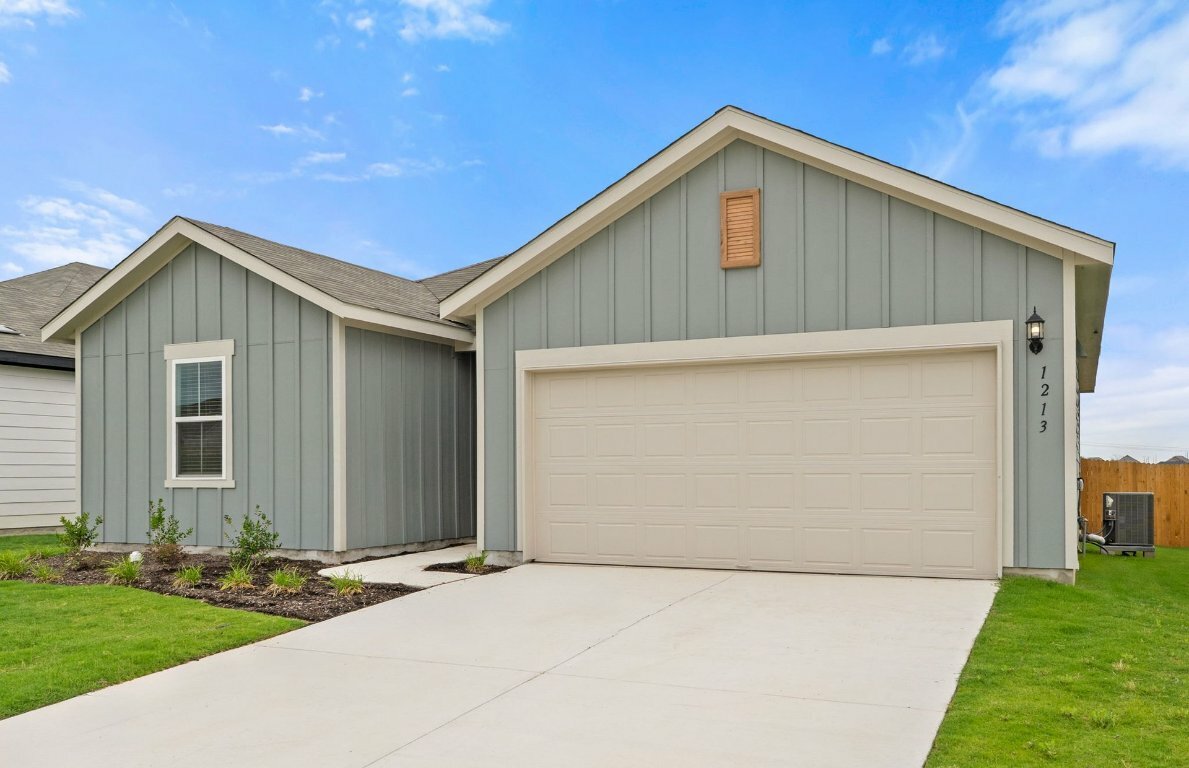 Property Photo: 1213 Crimson Sky Court TX 76513