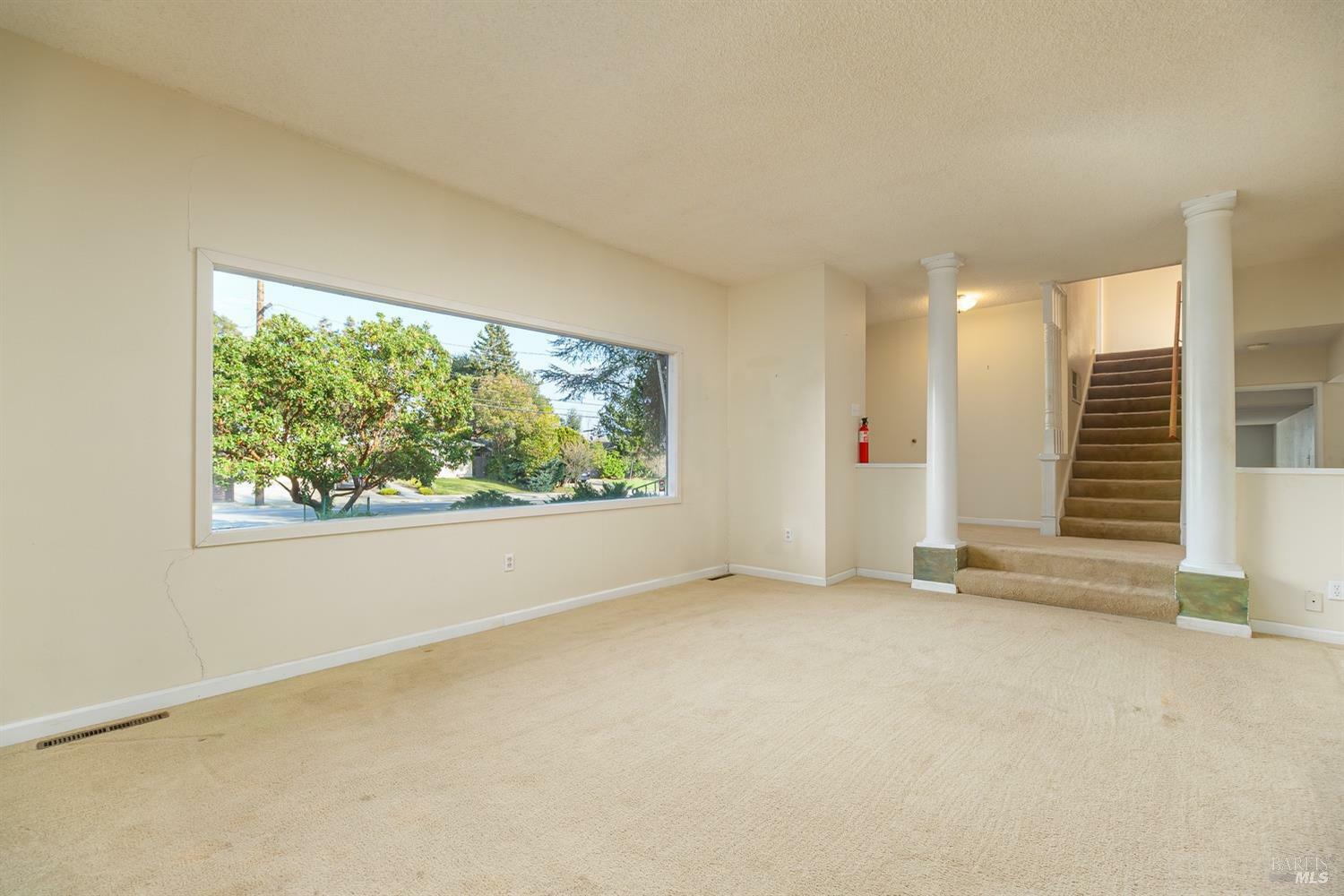 Property Photo:  2523 Las Gallinas Avenue  CA 94903 