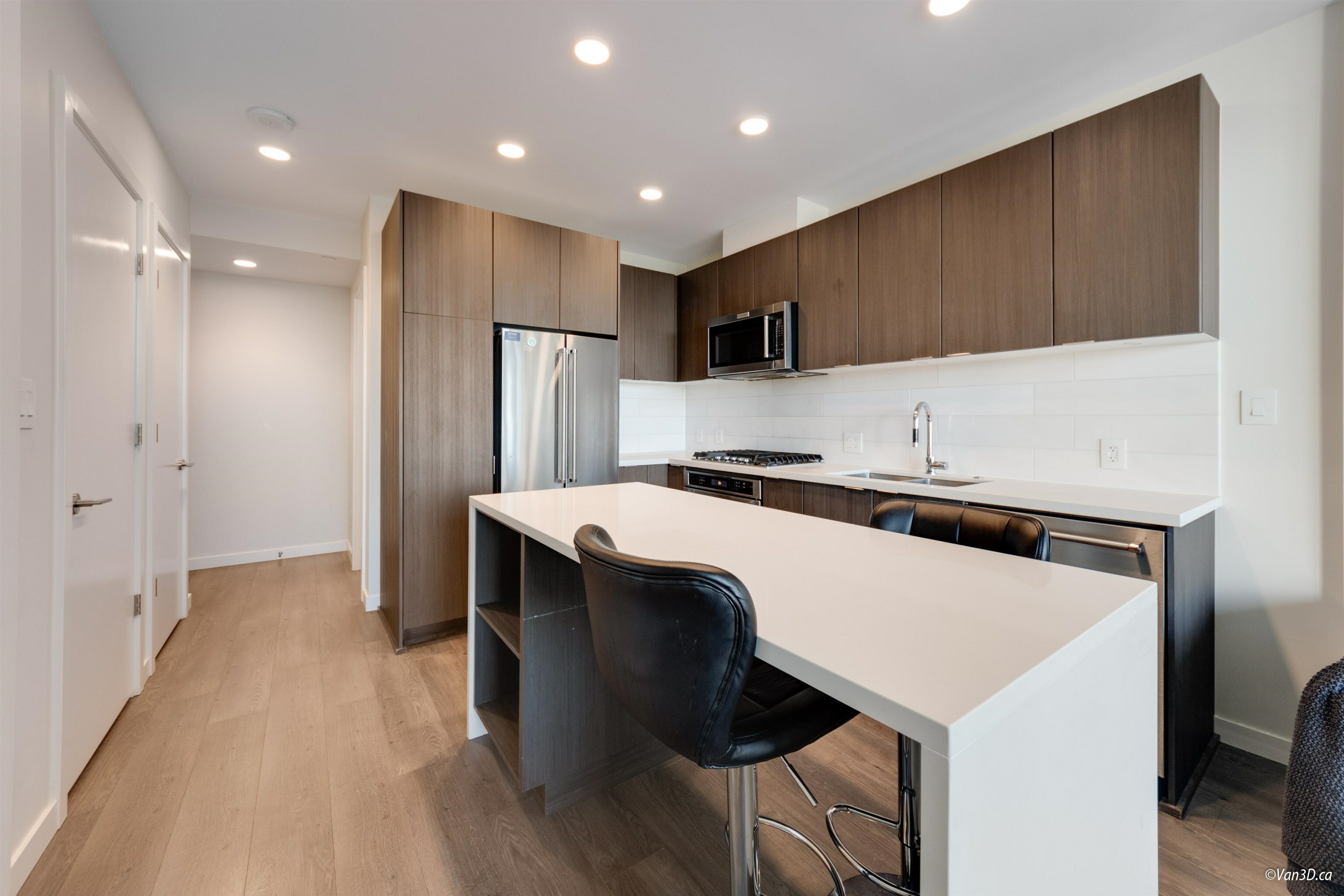 530 Whiting Way 2201  Coquitlam BC V3J 0J4 photo