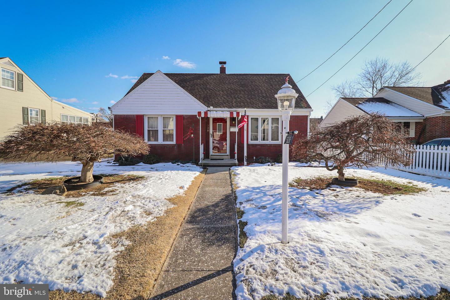 Property Photo:  528 Ridge Avenue  PA 17344 