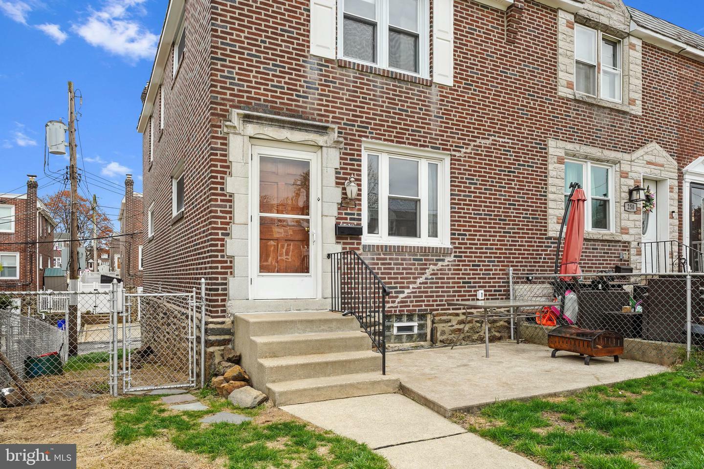 Property Photo: 248 Crestwood Drive PA 19018