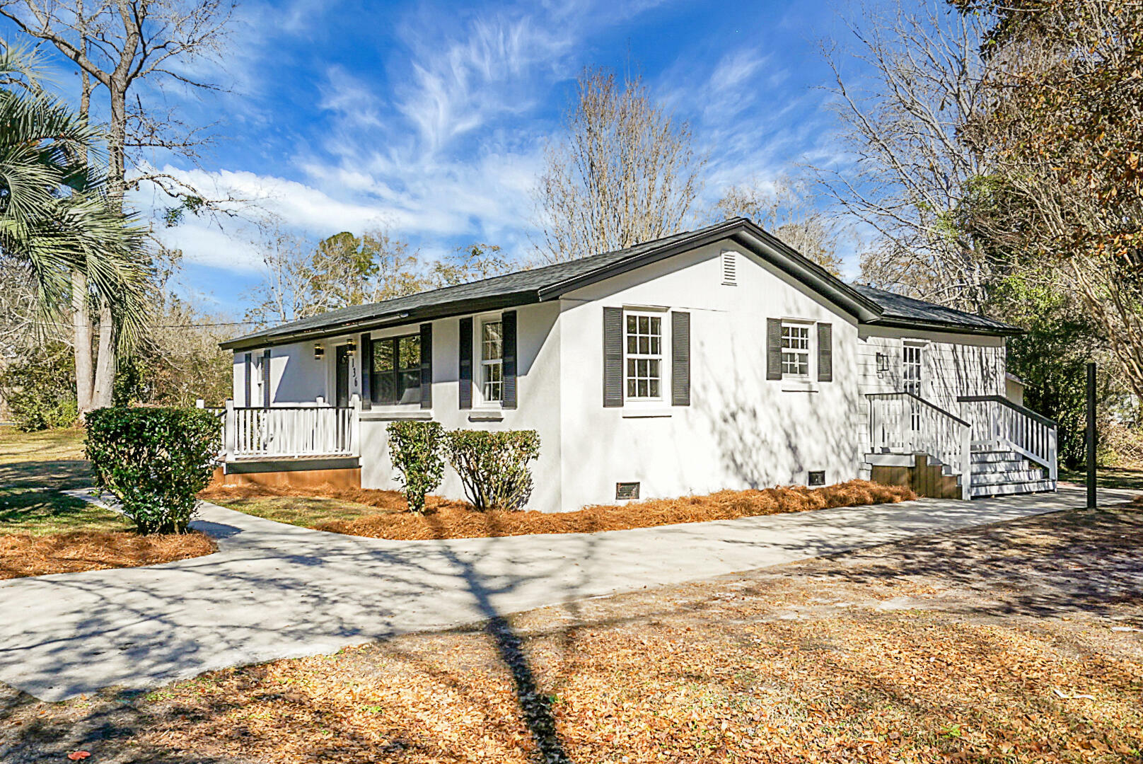 Property Photo:  136 Inez Drive  SC 29485 