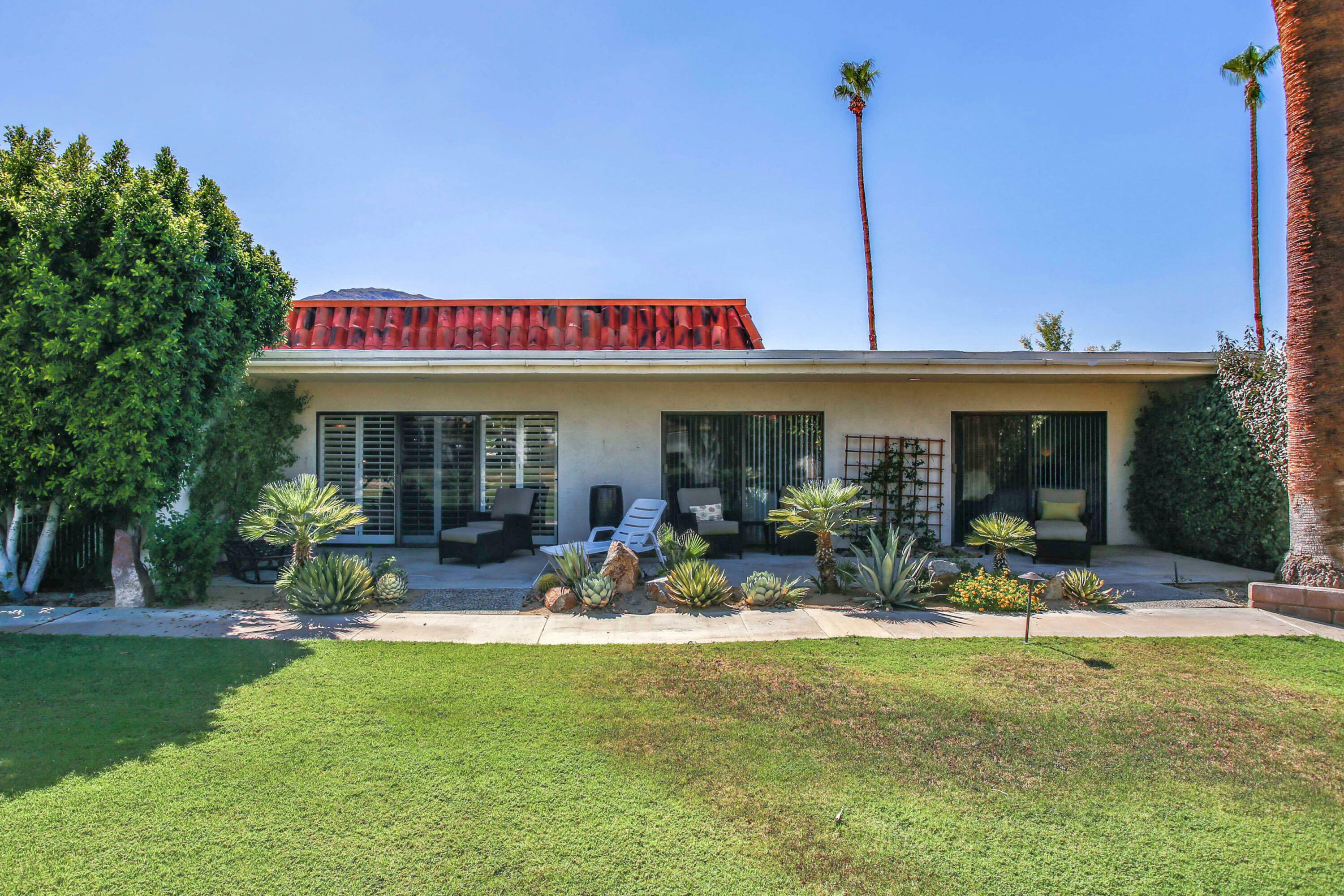 Property Photo:  45780 Ocotillo Drive  CA 92260 