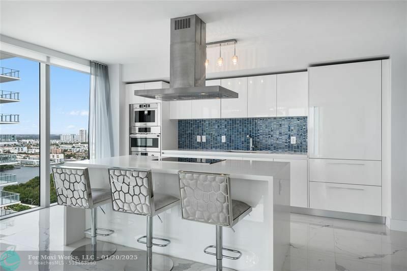 Property Photo:  300 Sunny Isles Blvd 2408  FL 33160 