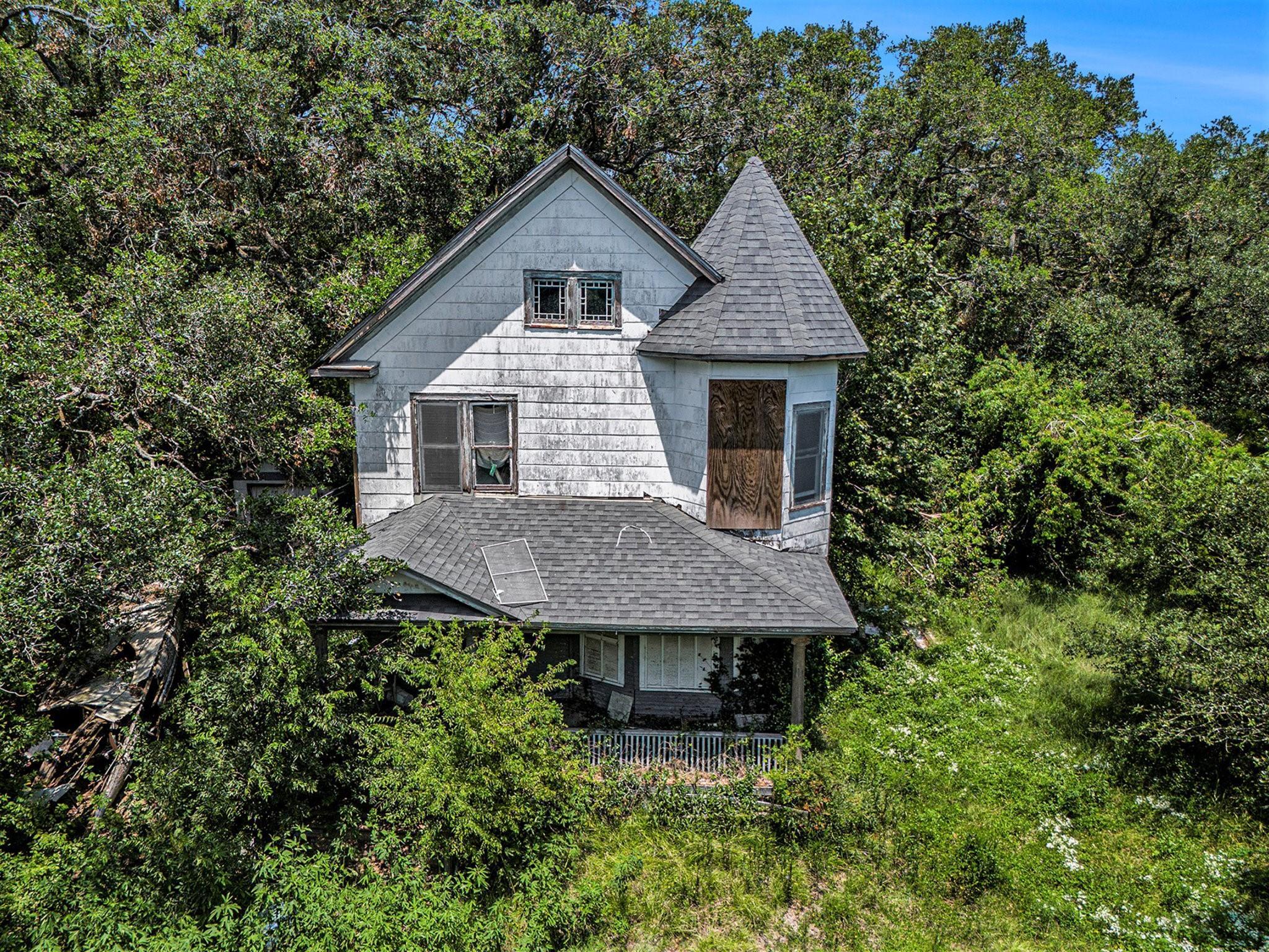 Property Photo: 1331 Hare Cook TX 77532