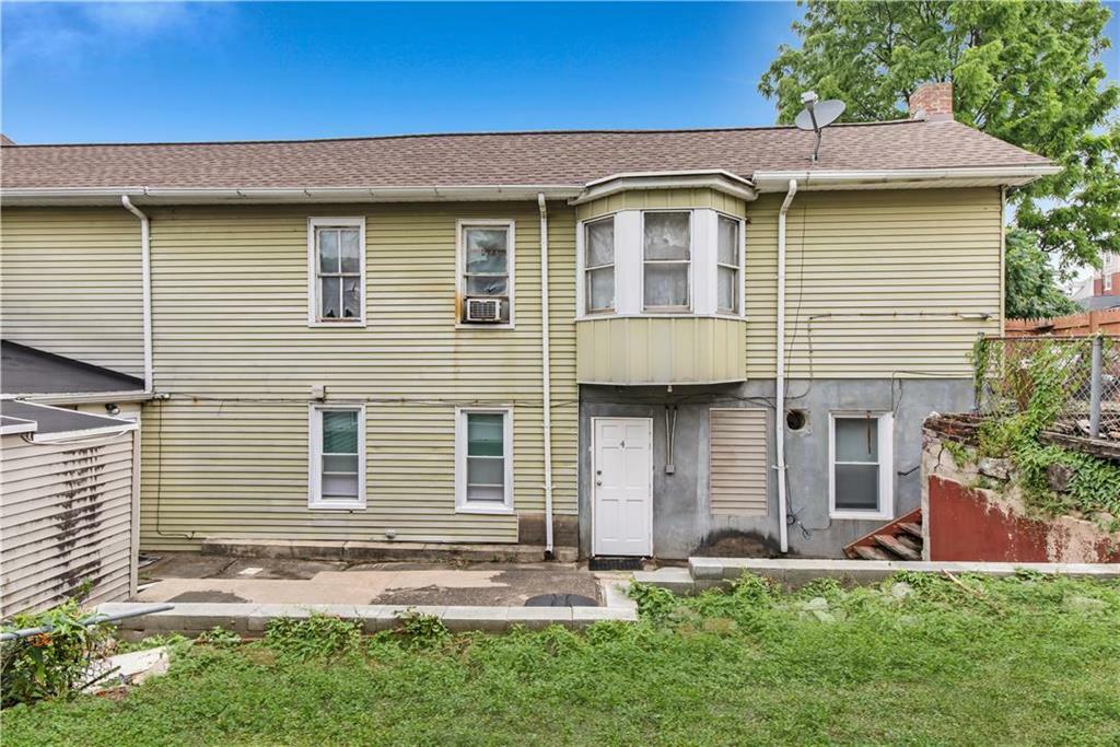 Property Photo:  725 727 Front Street  PA 18032 