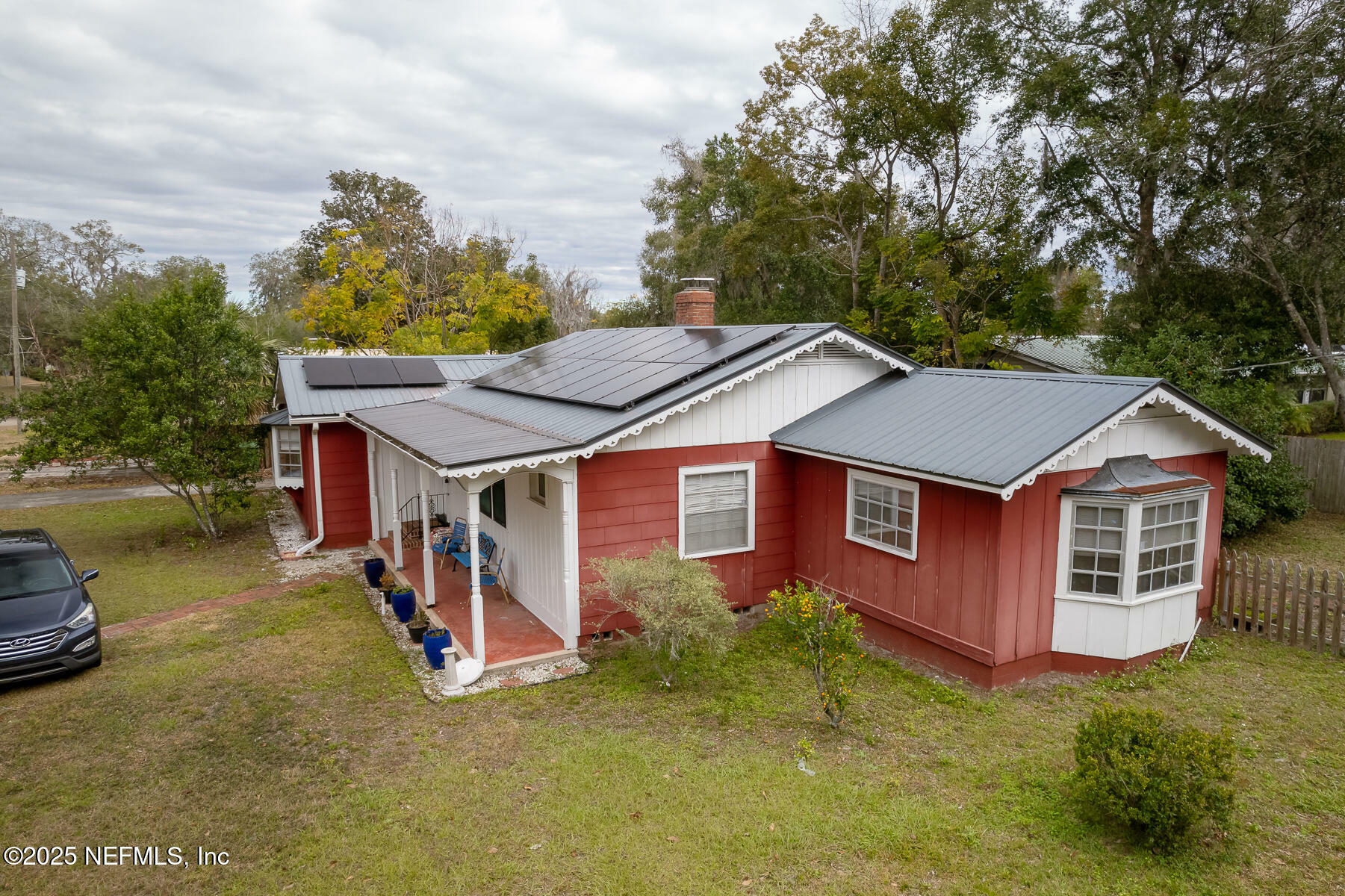 Property Photo:  425 S 19th Street  FL 32177 