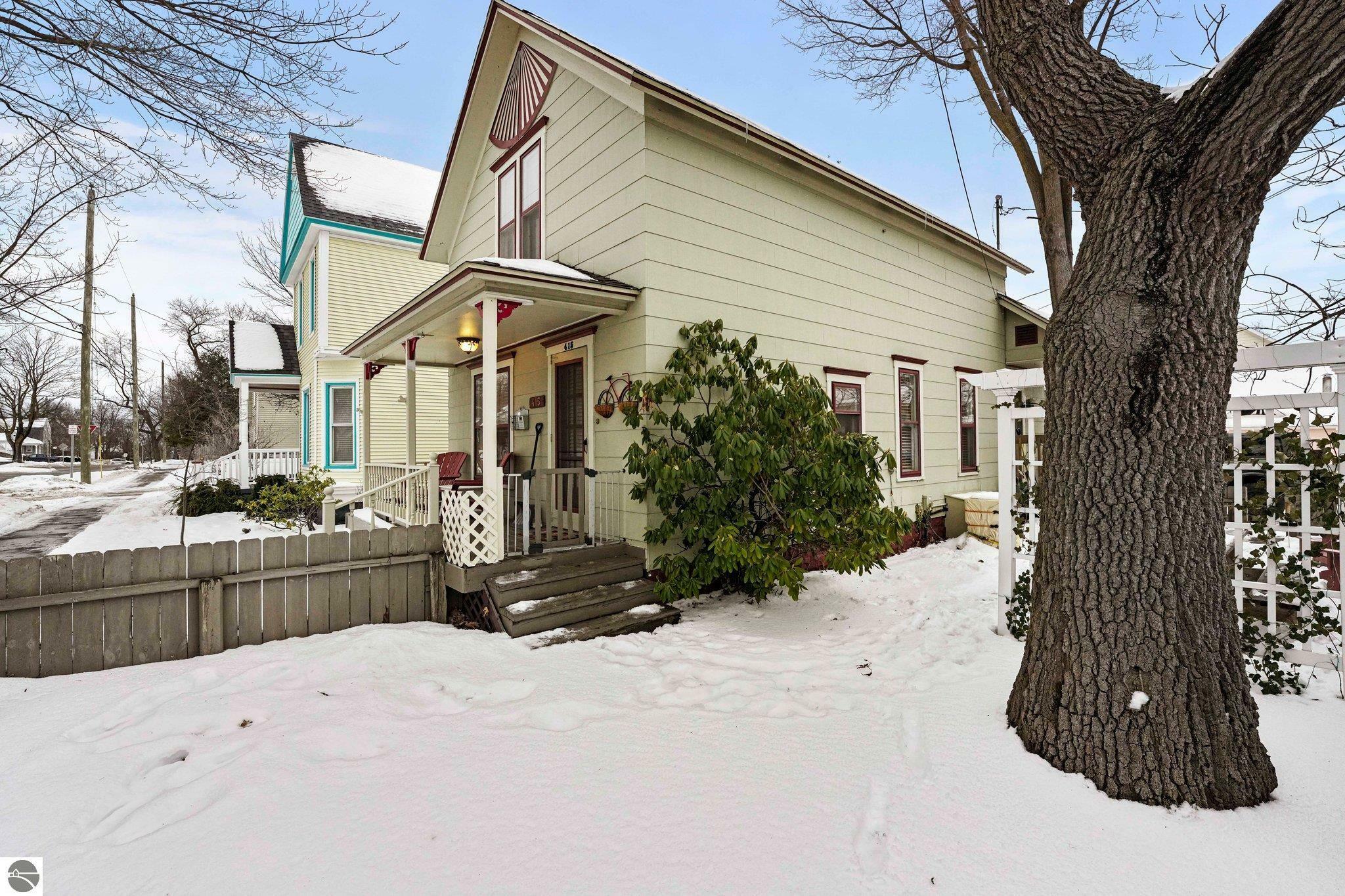 Property Photo:  415 Franklin Street  MI 49686 