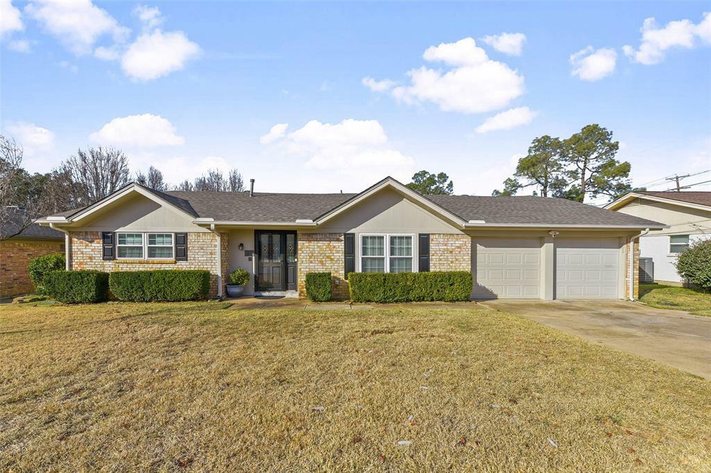 Property Photo:  2029 Briar Trail  TX 76054 