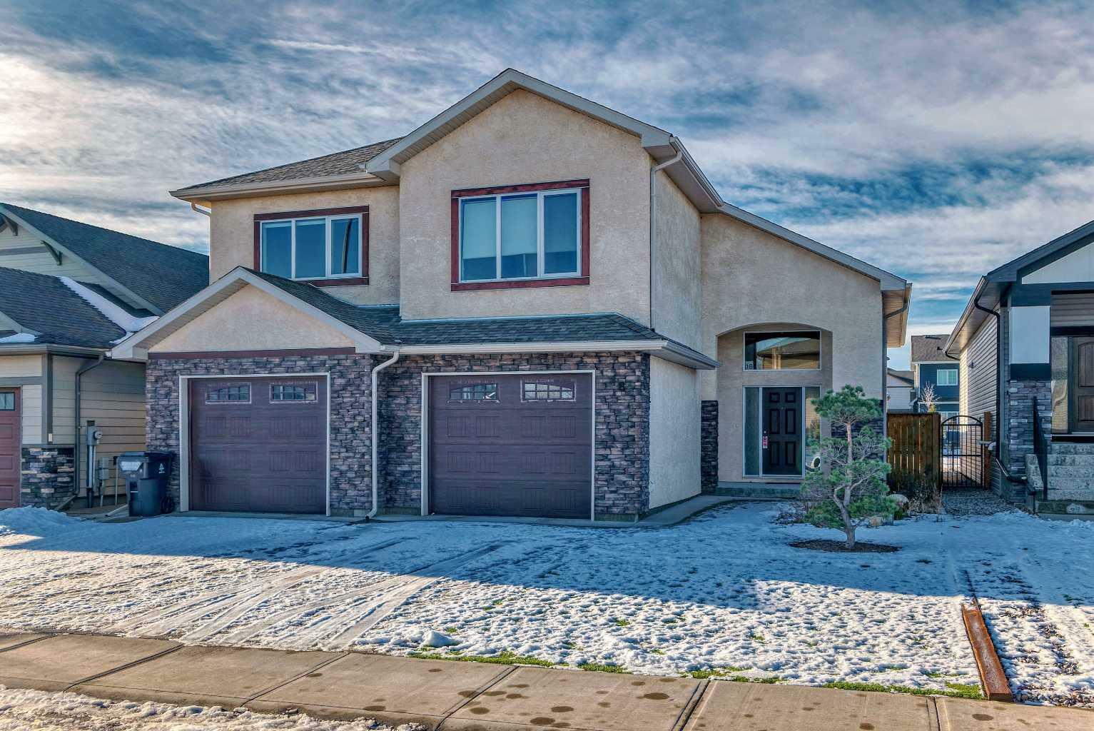 18 Riverine Lane W  Lethbridge AB T1K 0P6 photo