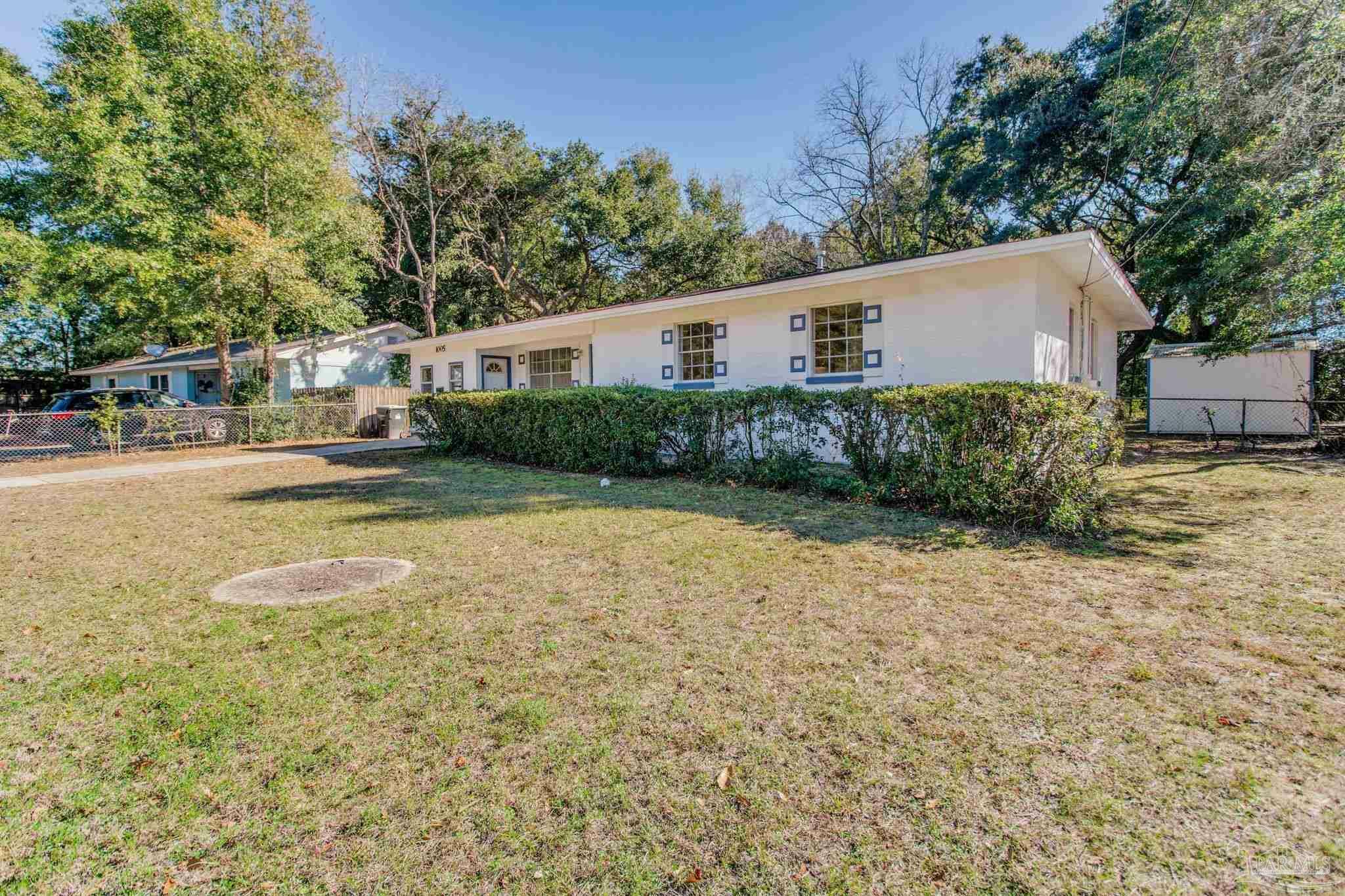 Property Photo:  1005 Belair Rd  FL 32505 