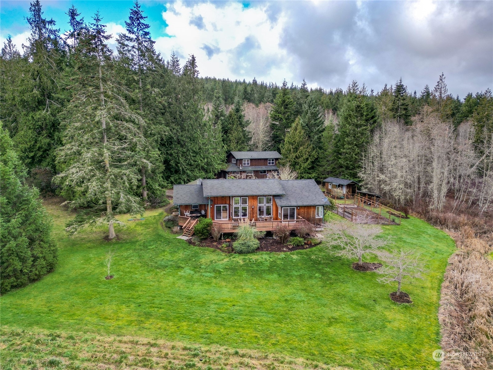 Property Photo:  344  Green Way  WA 98368 