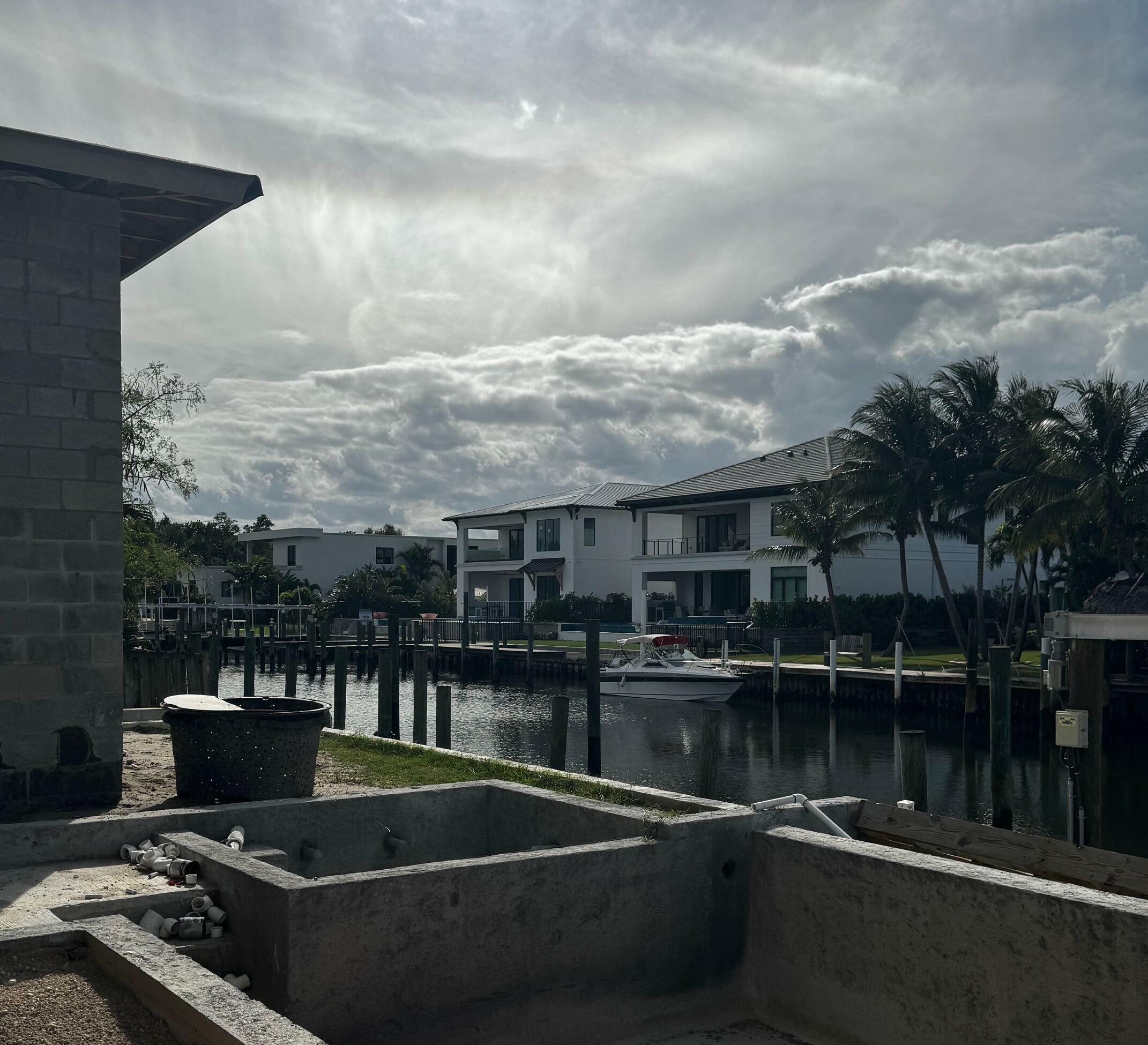 Property Photo: 11331 Avery Road FL 33410