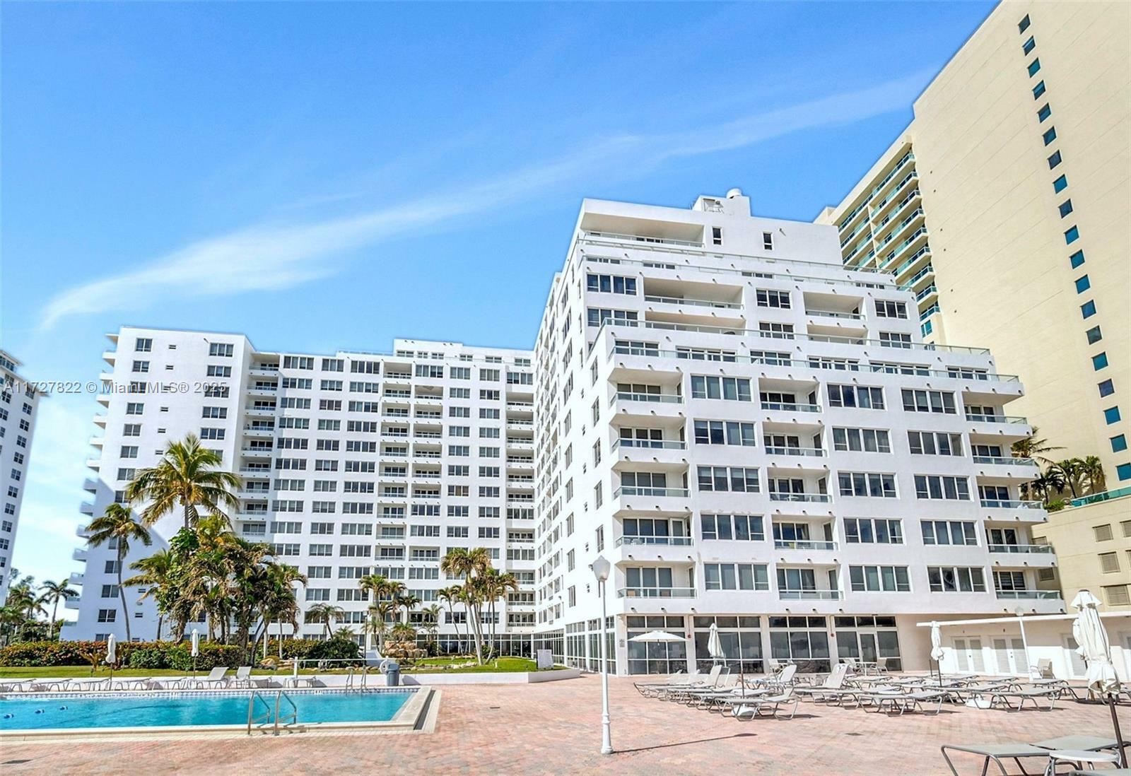 Property Photo:  5005 Collins Ave 1224  FL 33140 