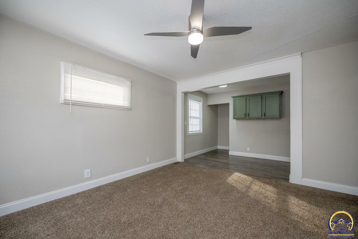 Property Photo:  3539 SE Humboldt St  KS 66605 