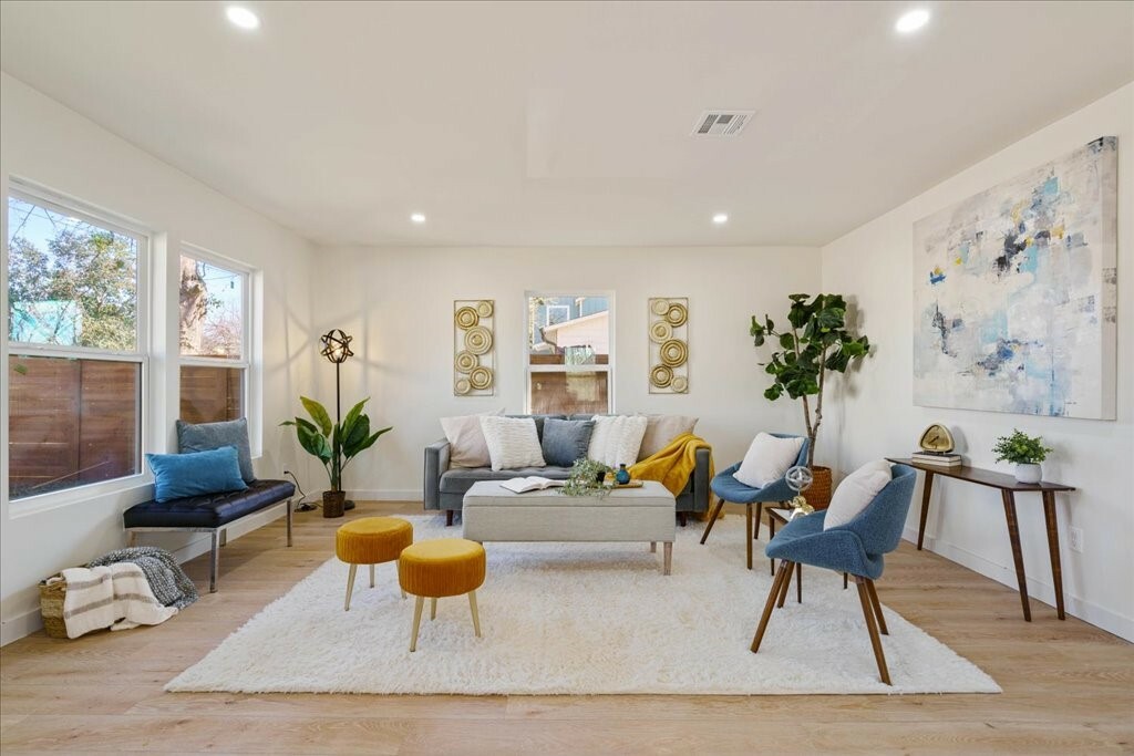Property Photo: 6811 Montana Street TX 78741