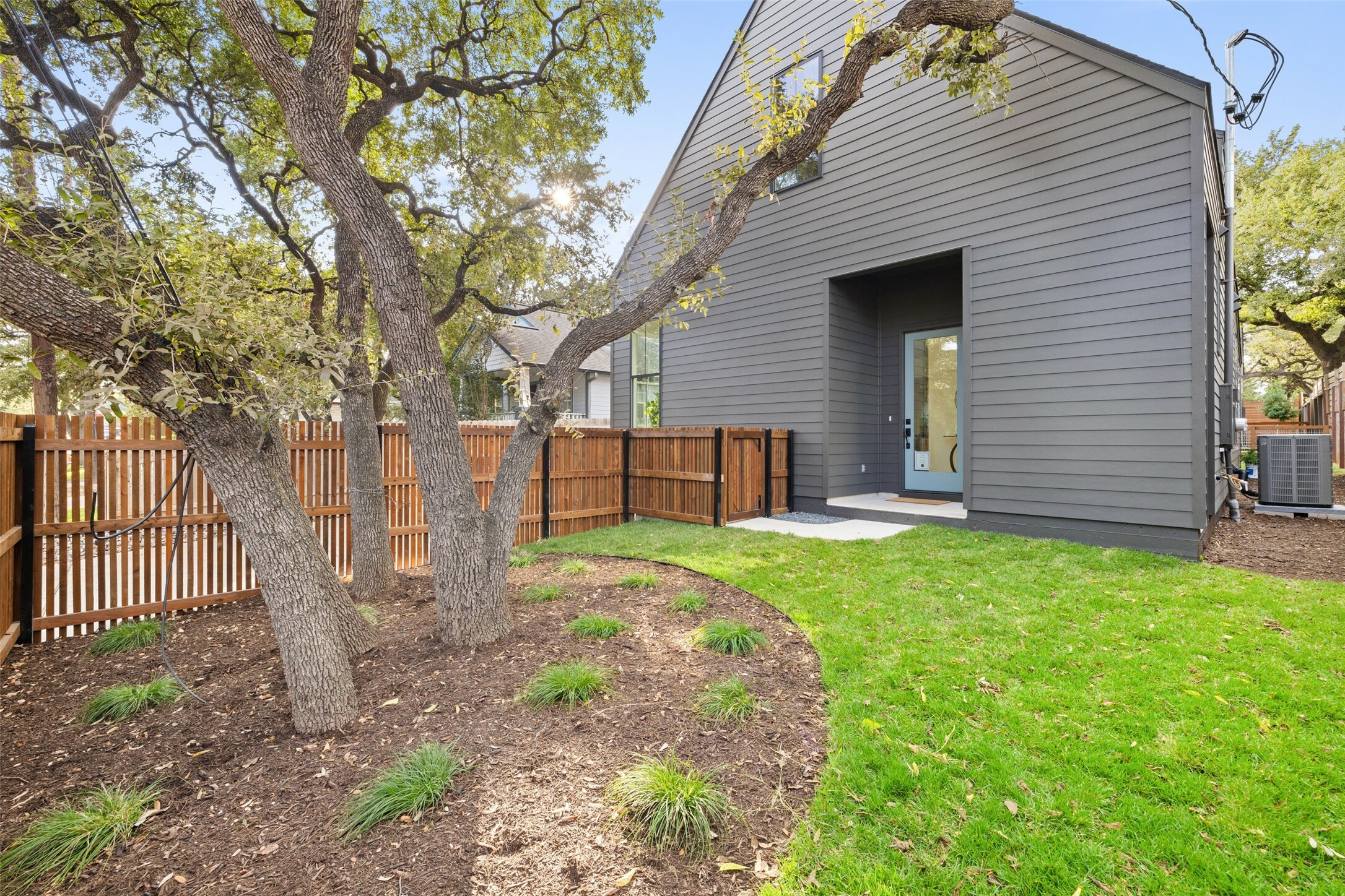 Property Photo:  2308 S 4th Street 1  TX 78704 