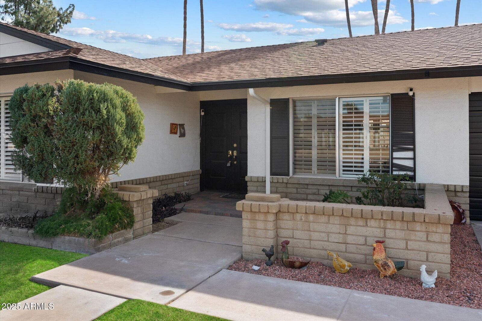 Property Photo: 4421 W Laurie Lane AZ 85302