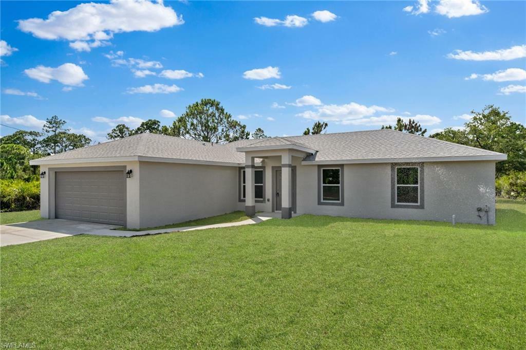 Property Photo:  354 Mangonia Ave  FL 33974 