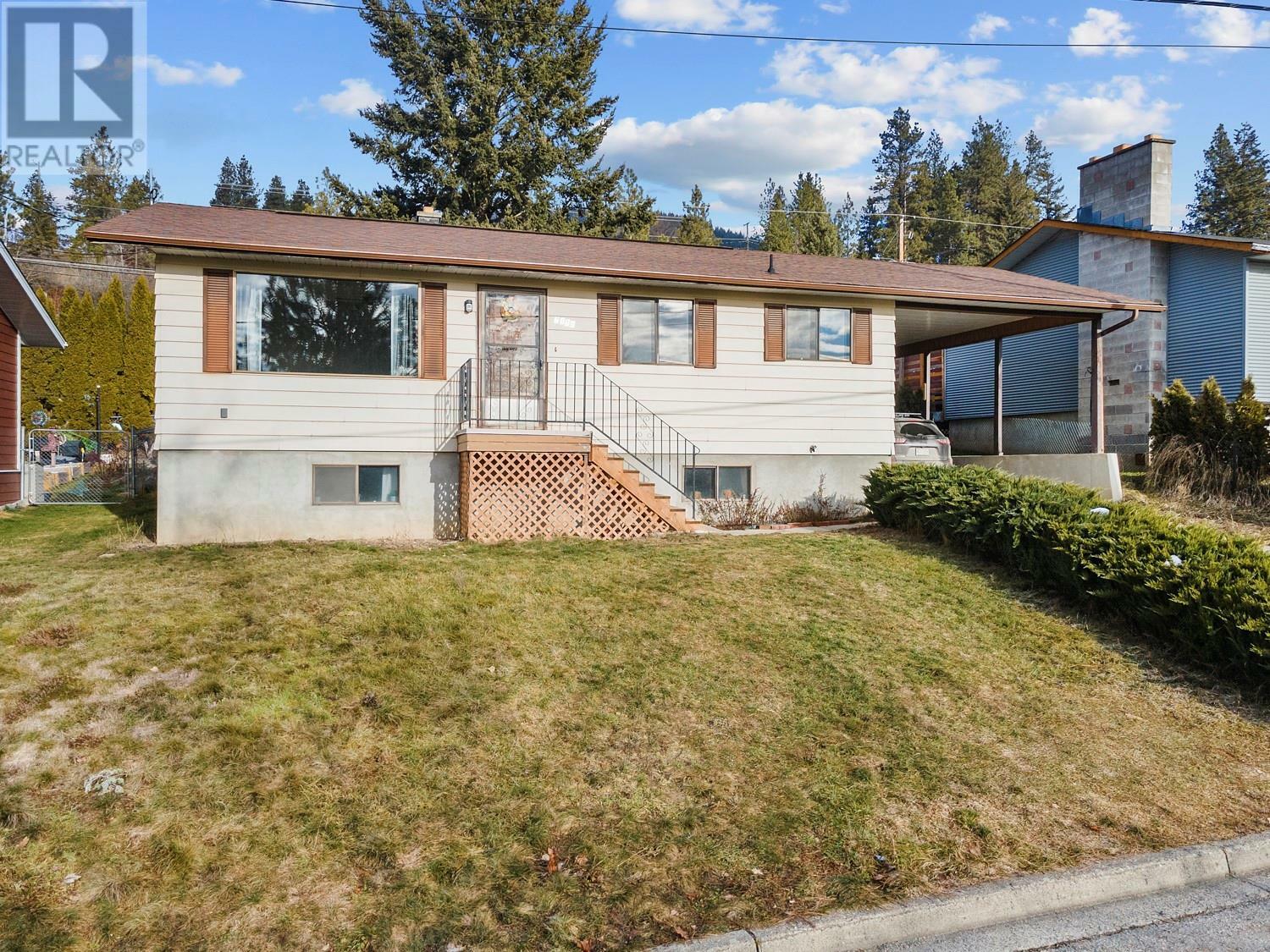 Property Photo:  2310 Cook Street  BC V0B 1G5 