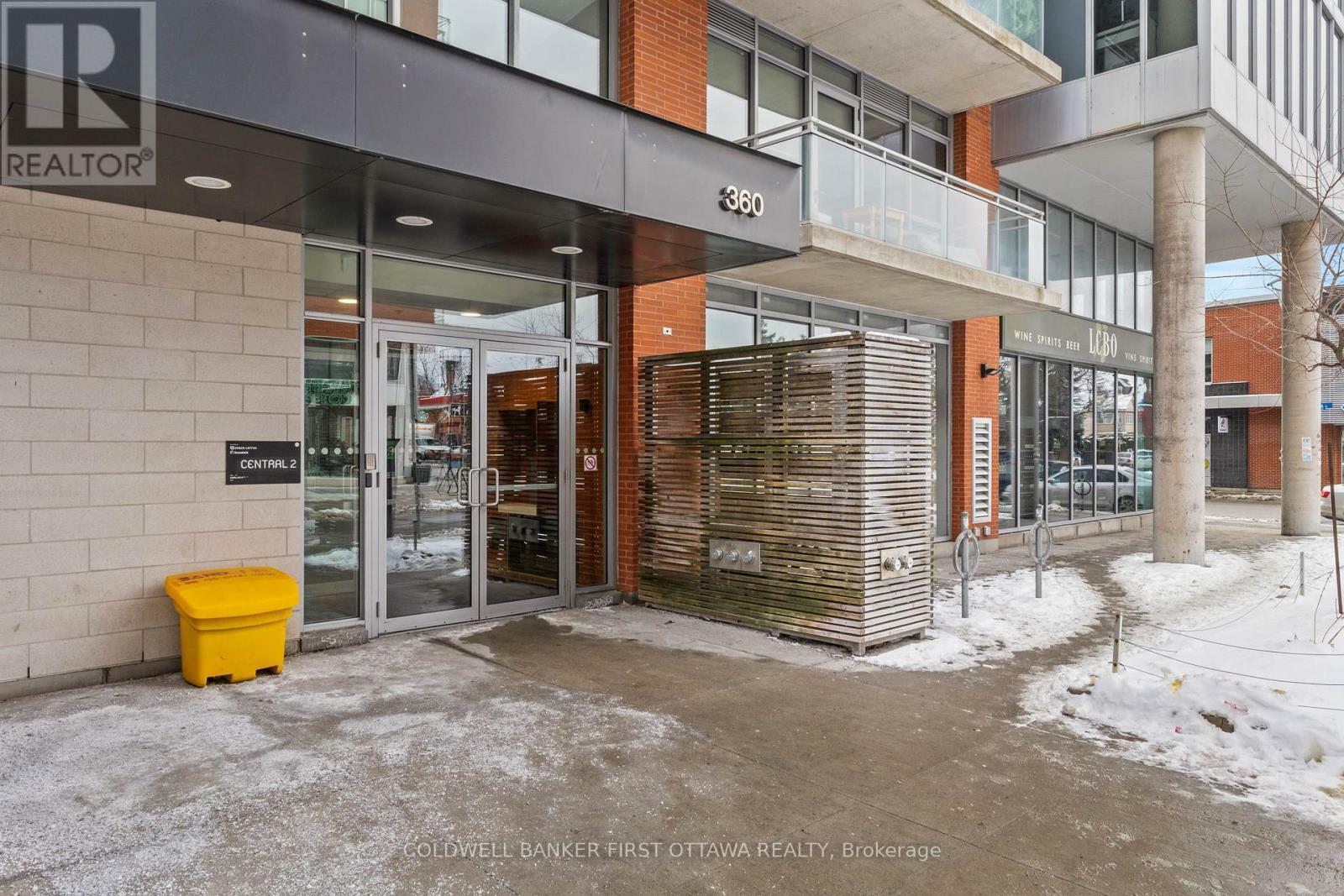 Photo de la propriété:  360 McLeod Street 419  ON K1P 1A9 