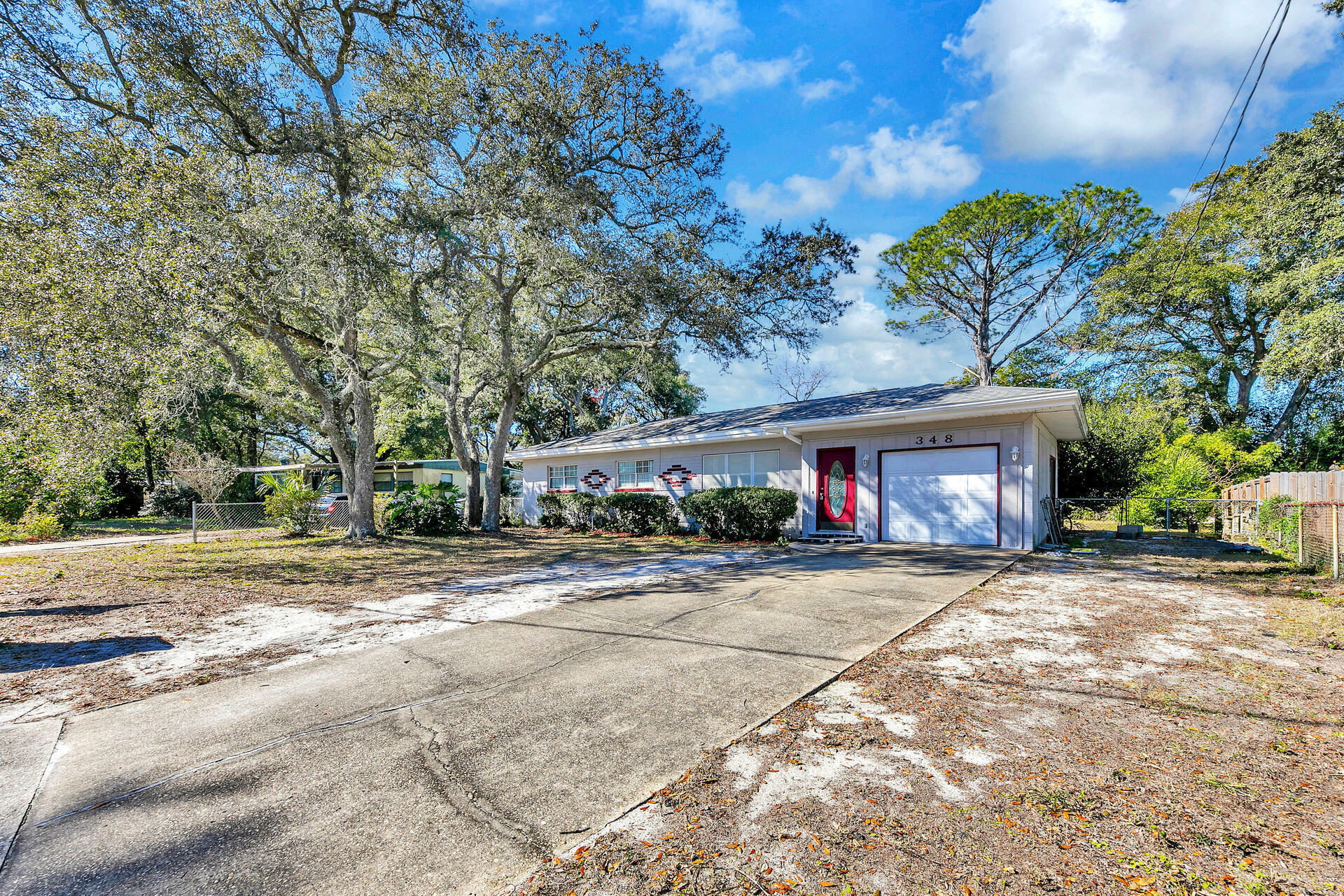 Property Photo:  348 NE Gardner Drive  FL 32548 