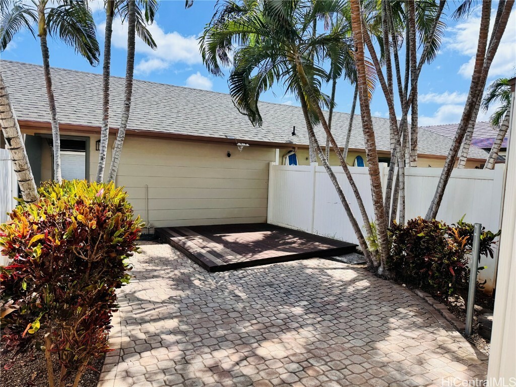 Property Photo: 91-1014 Kaipalaoa Street 6504 HI 96706