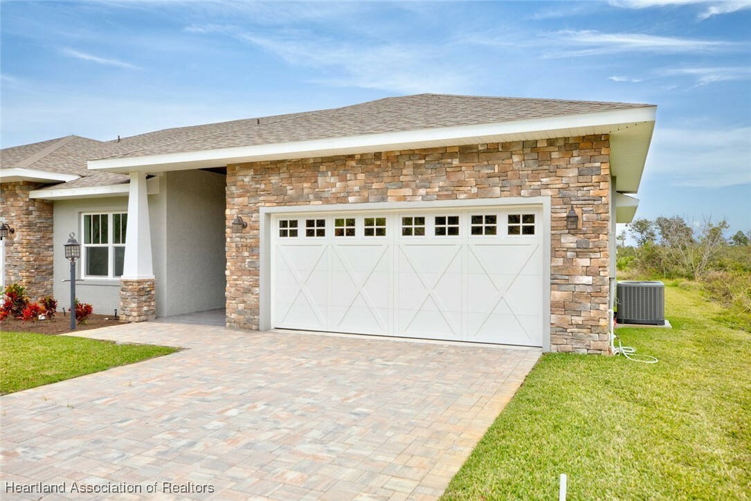 Property Photo:  5116 Birkdale Drive  FL 33825 